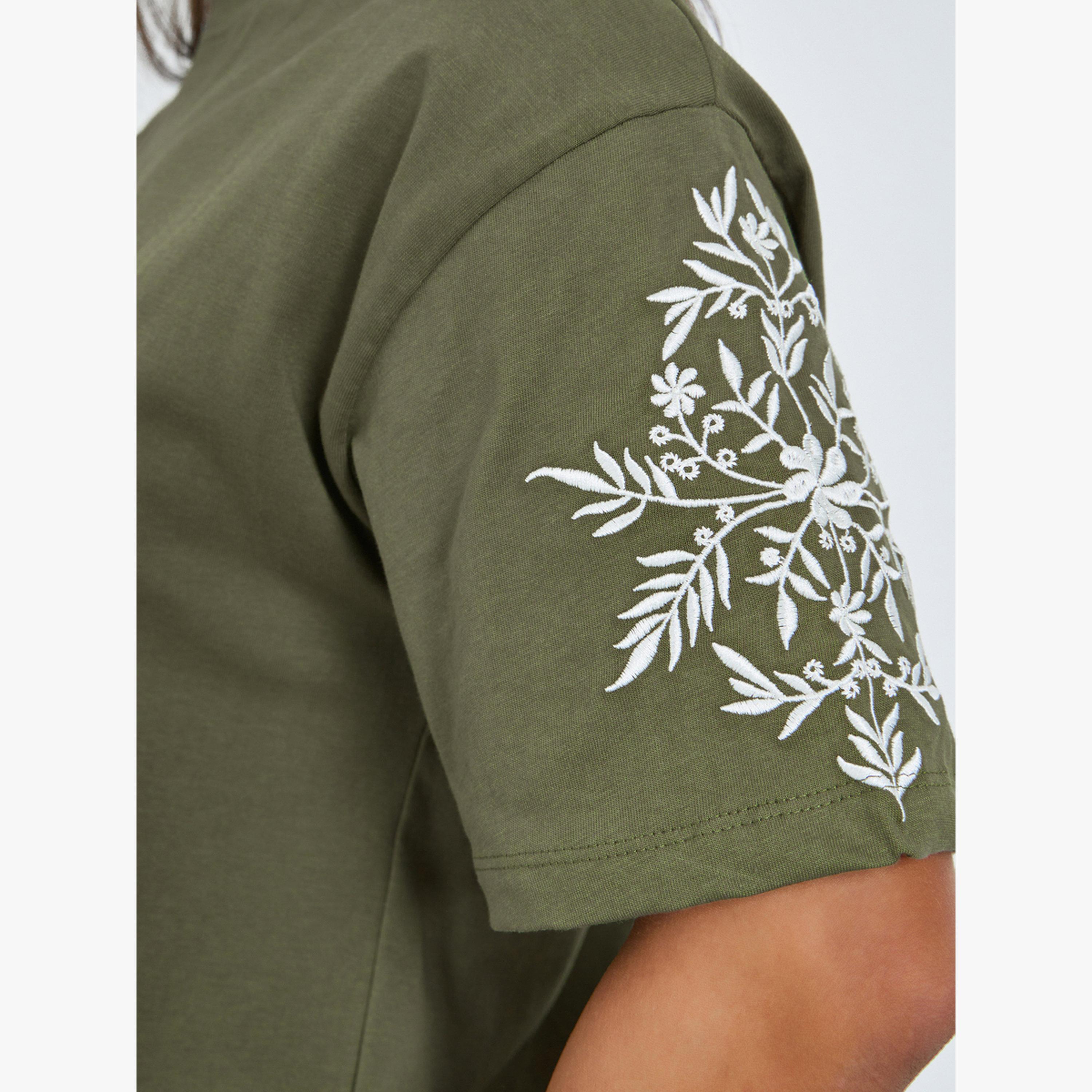 تيشيرت فضفاض قطن بأكمام مطرزة-women-clothing-tshirts-image-5