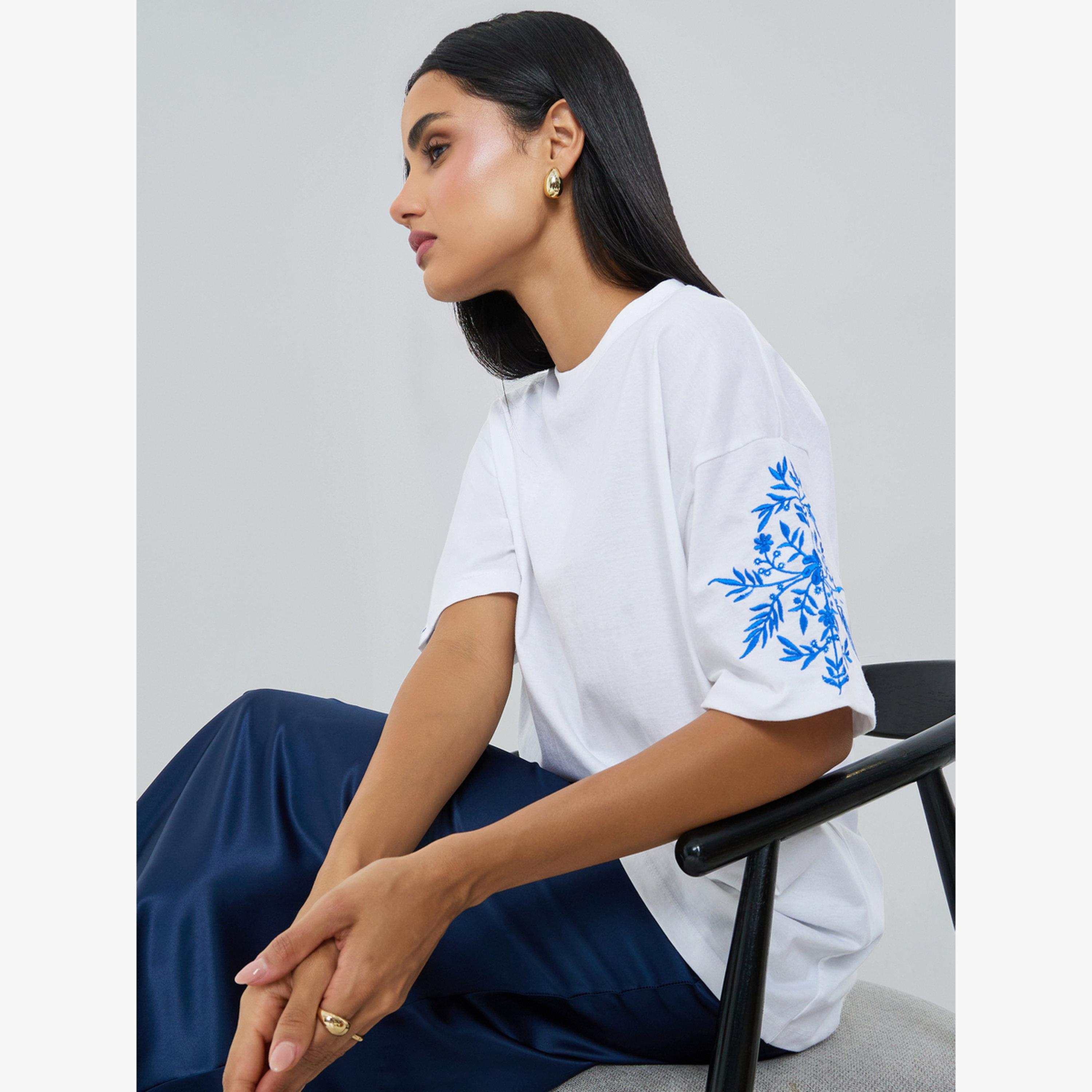 تيشيرت فضفاض قطن بأكمام مطرزة-women-clothing-tshirts-image-3
