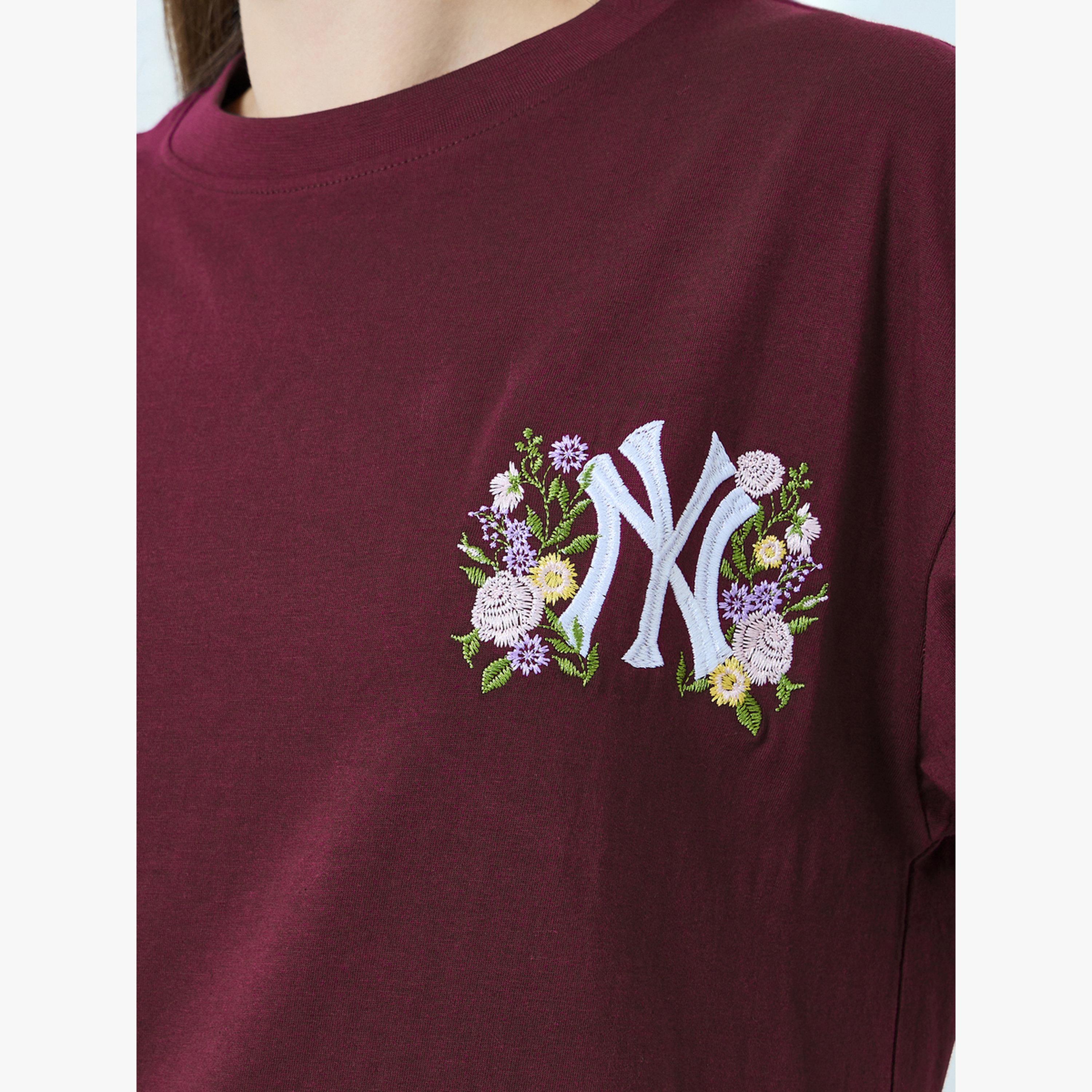 تيشيرت قطن مطرز بقصة واسعة-women-clothing-tshirts-image-5