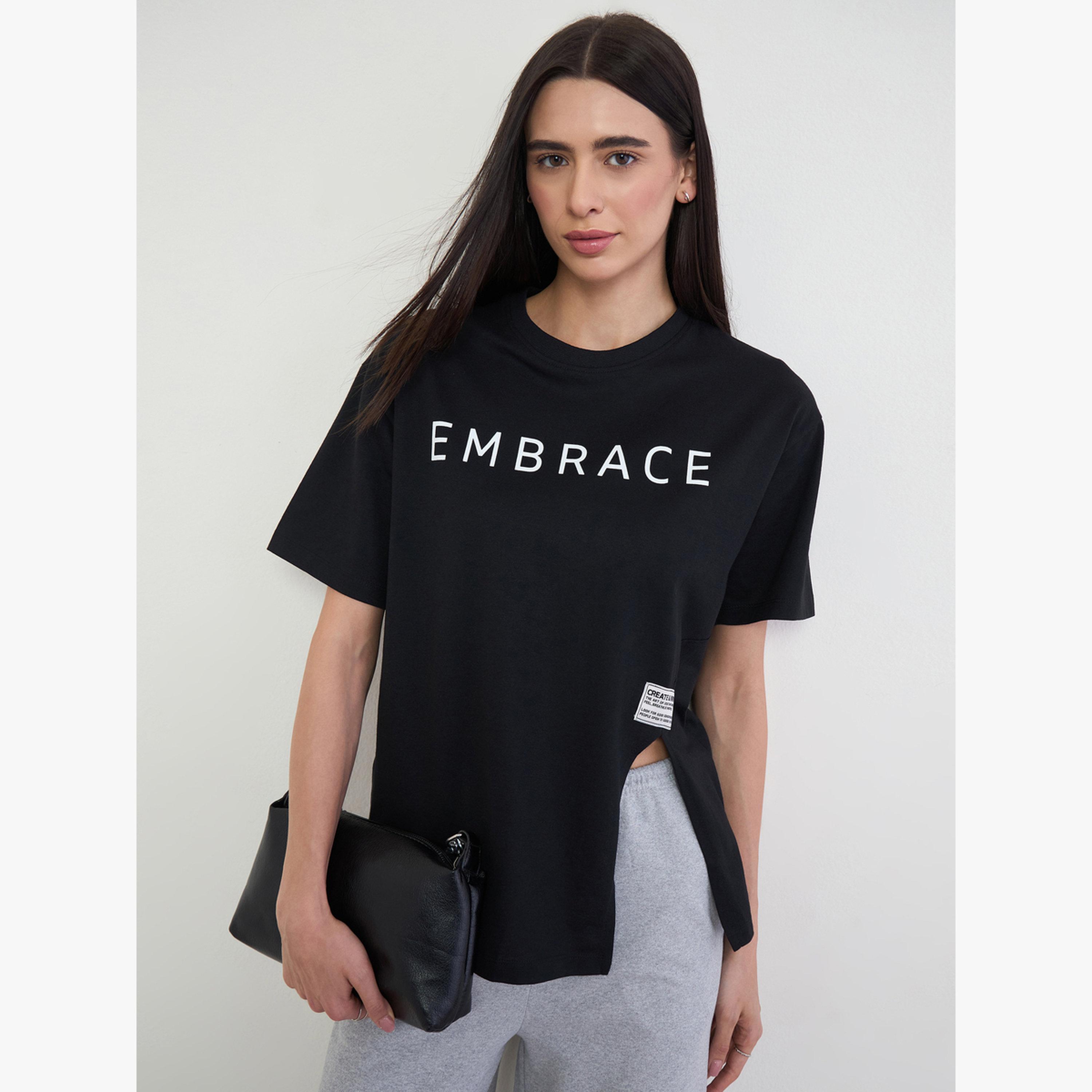 Styli Black 100% Cotton Oversized T-Shirt with Slit and Badge Detail-women-clothing-tshirts-image-3