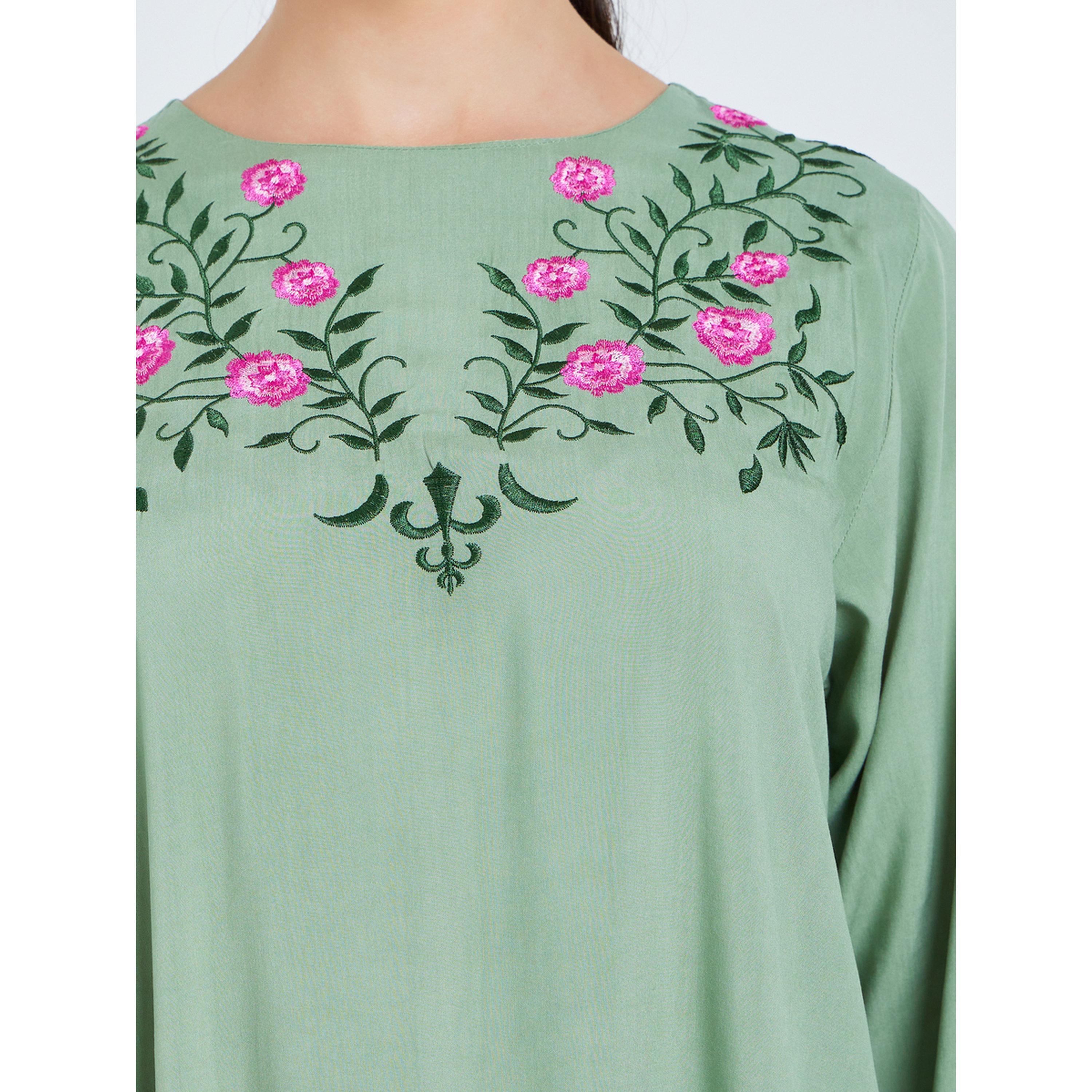 Styli Women Green Embroidered A-Line Jalabiya-women-arabicclothing-jalabiyas-image-4