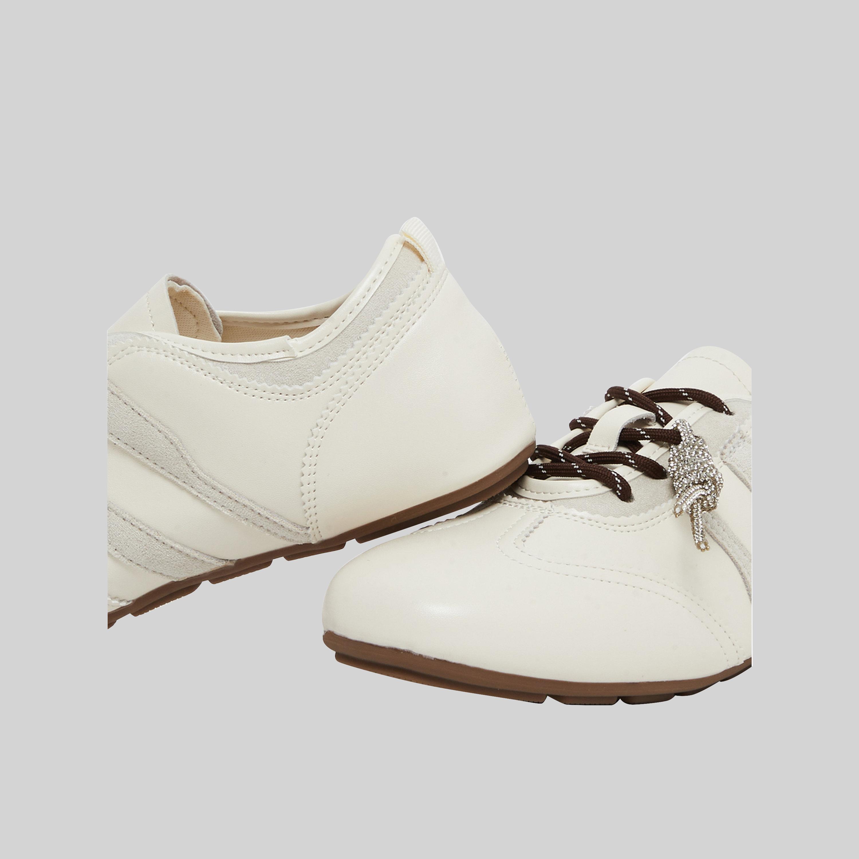 حذاء سنيكرز نسائي جلدي برباط-women-shoes-sneakers-image-3
