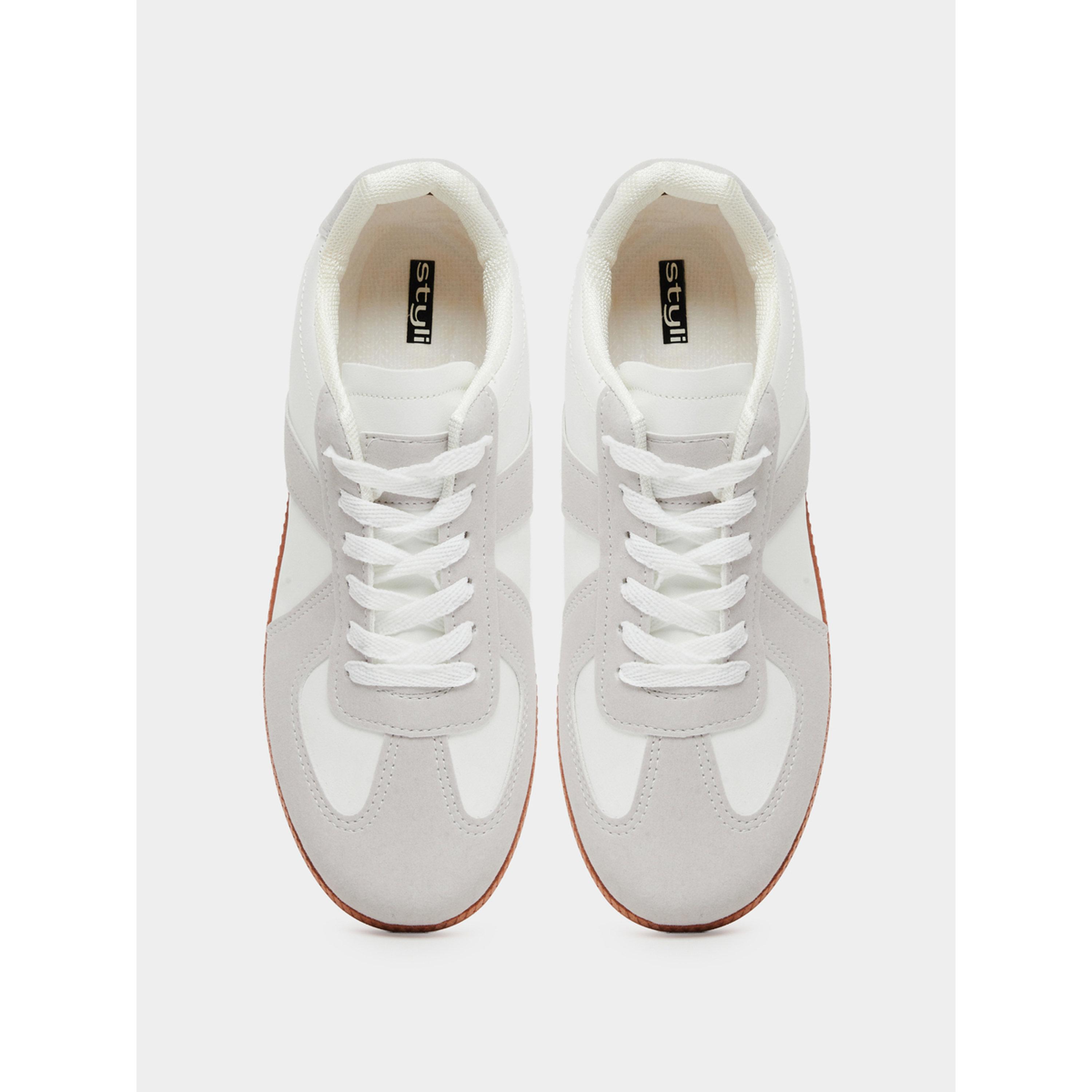 حذاء سنيكرز نسائي كلاسيكي برباط-women-shoes-sneakers-image-3