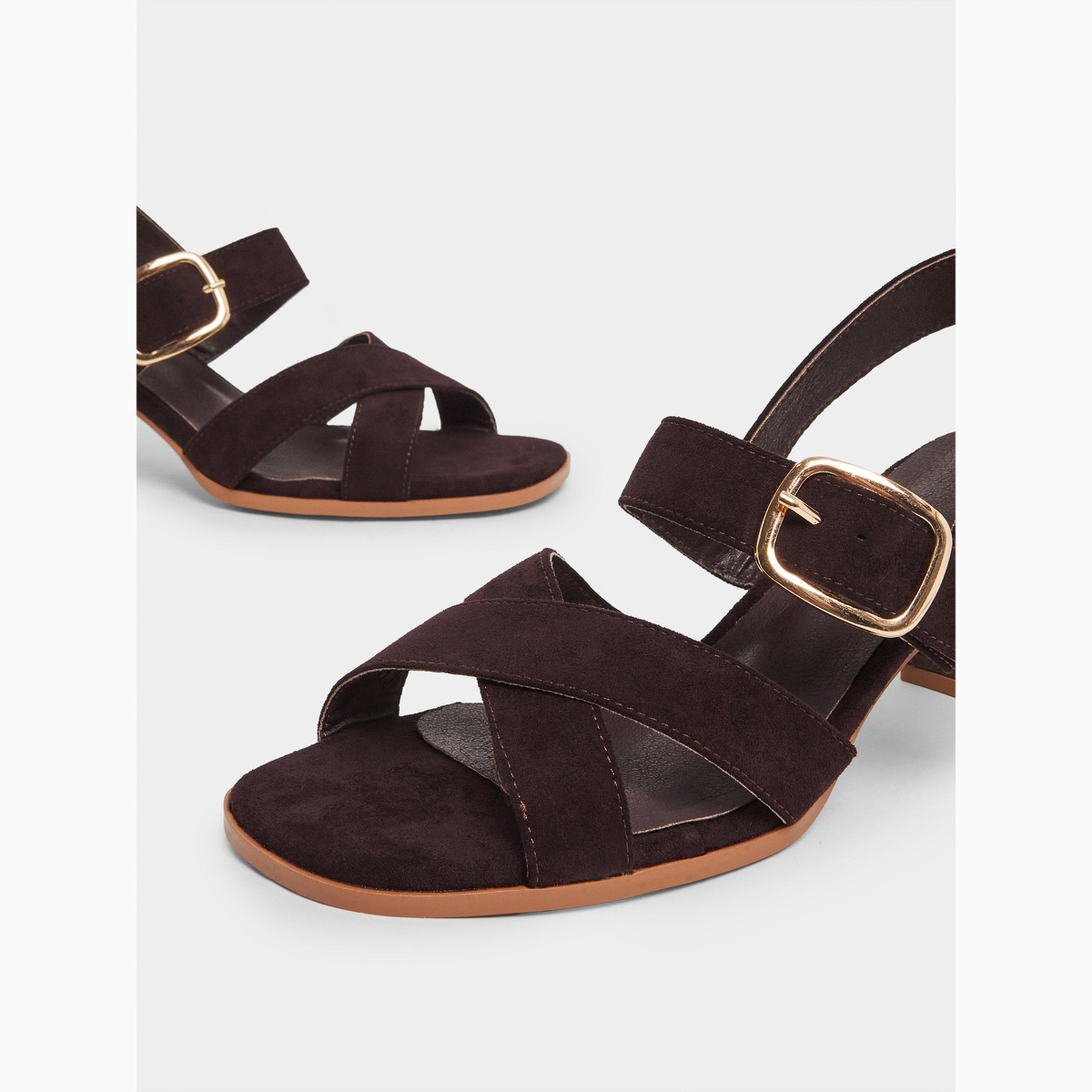 صندل بكعب سميك وسيور متقاطعة-women-shoes-sandals-heeled-image-3