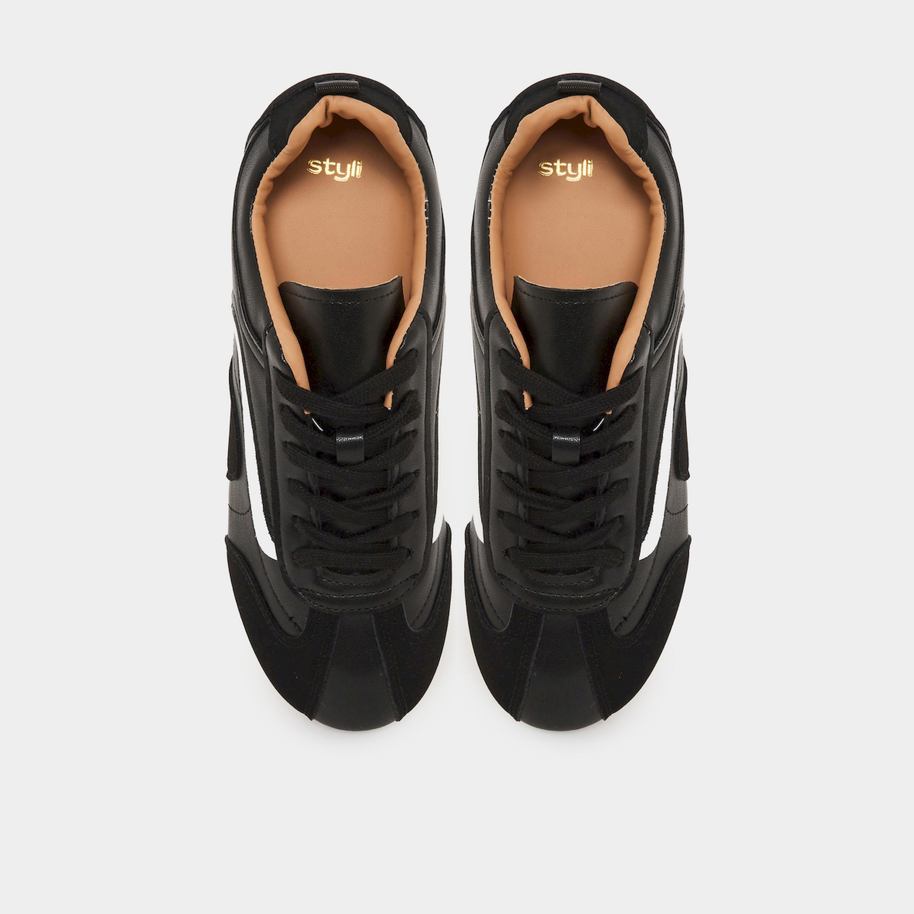 حذاء سنيكرز كلاسيكي بأربطة-sports-women-shoes-image-3