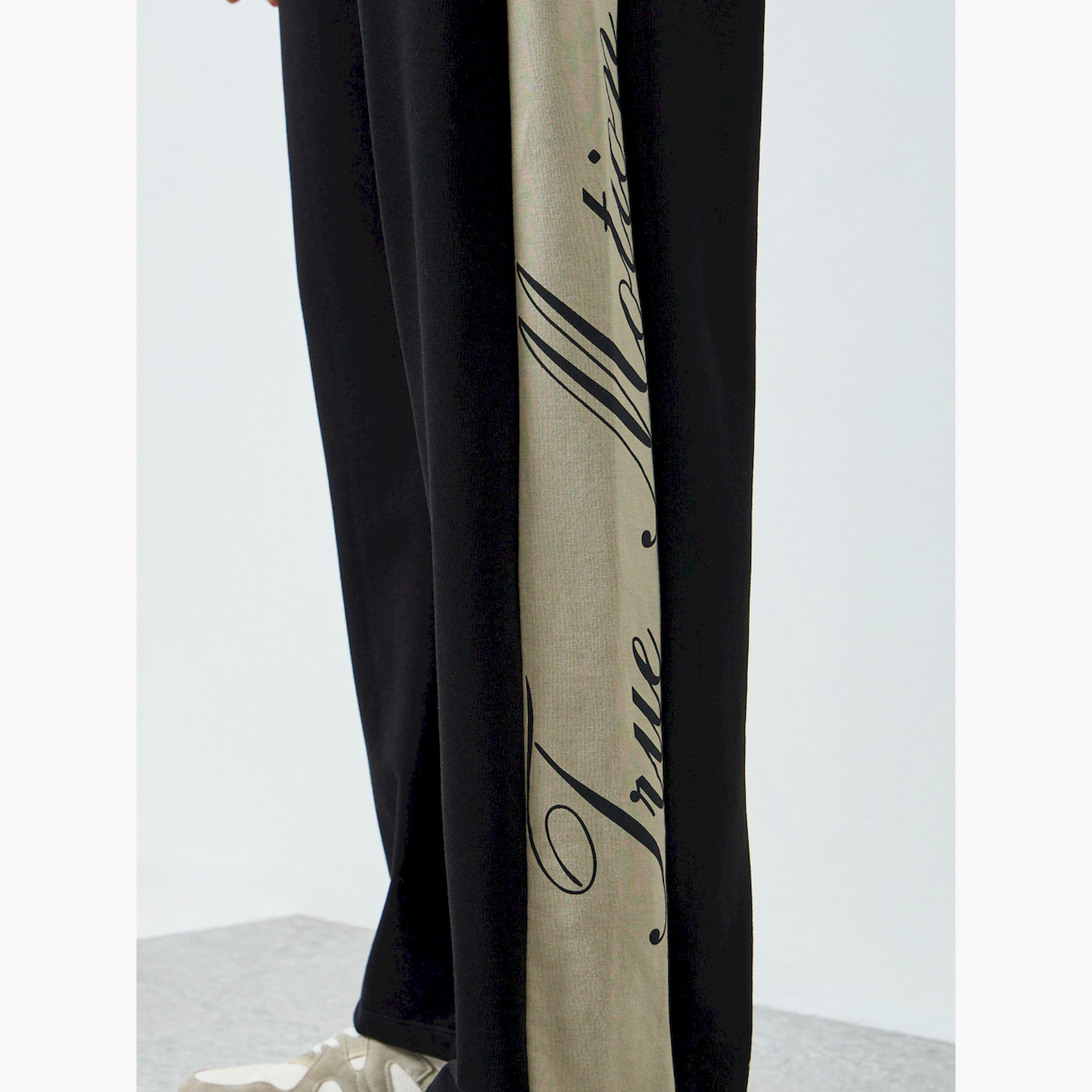 جوغر رجالي أسود بتفاصيل خطوط جانبية-men-clothing-bottoms-joggers-image-3