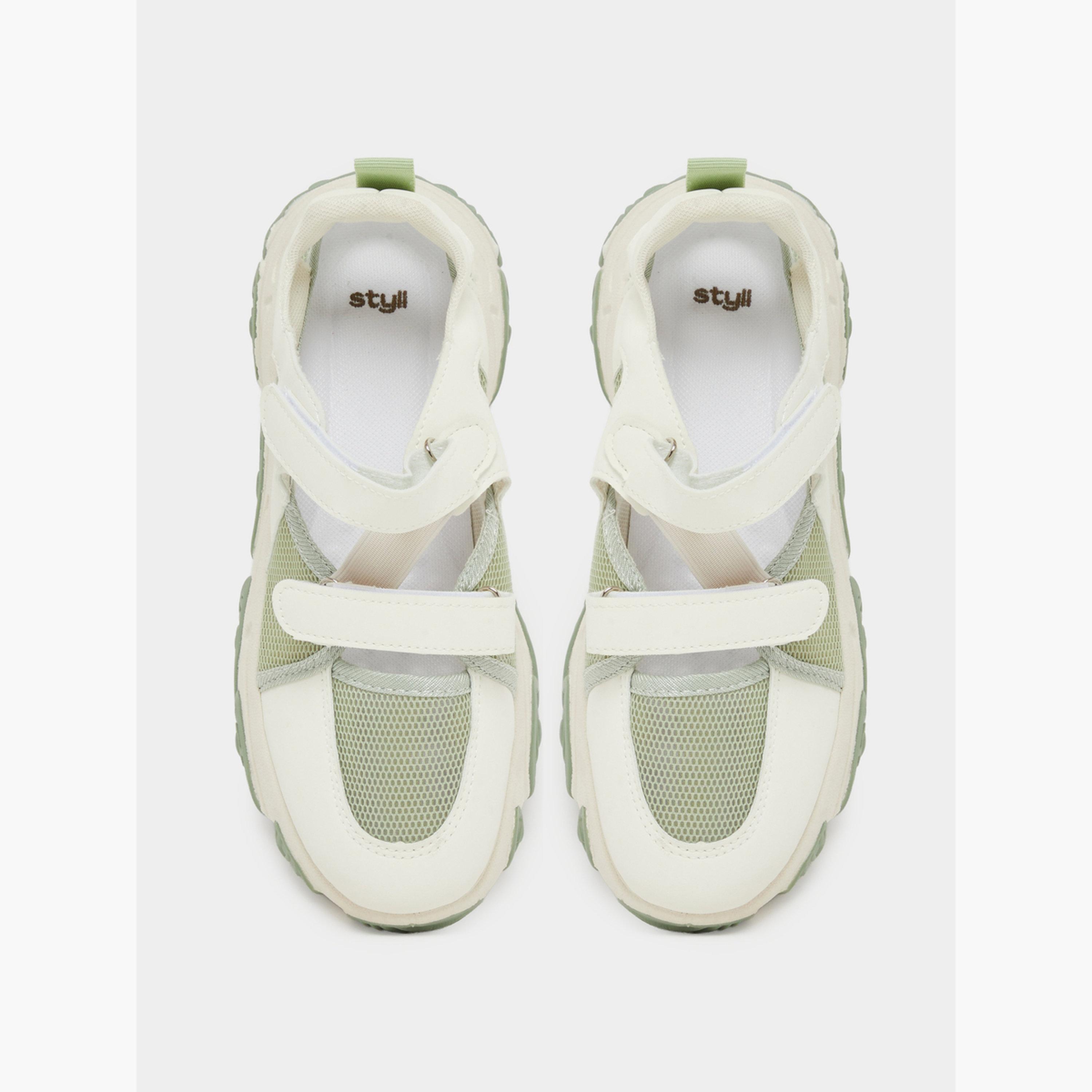 حذاء سنيكرز بنعل سميك وشريط فيلكرو-women-shoes-sneakers-image-5