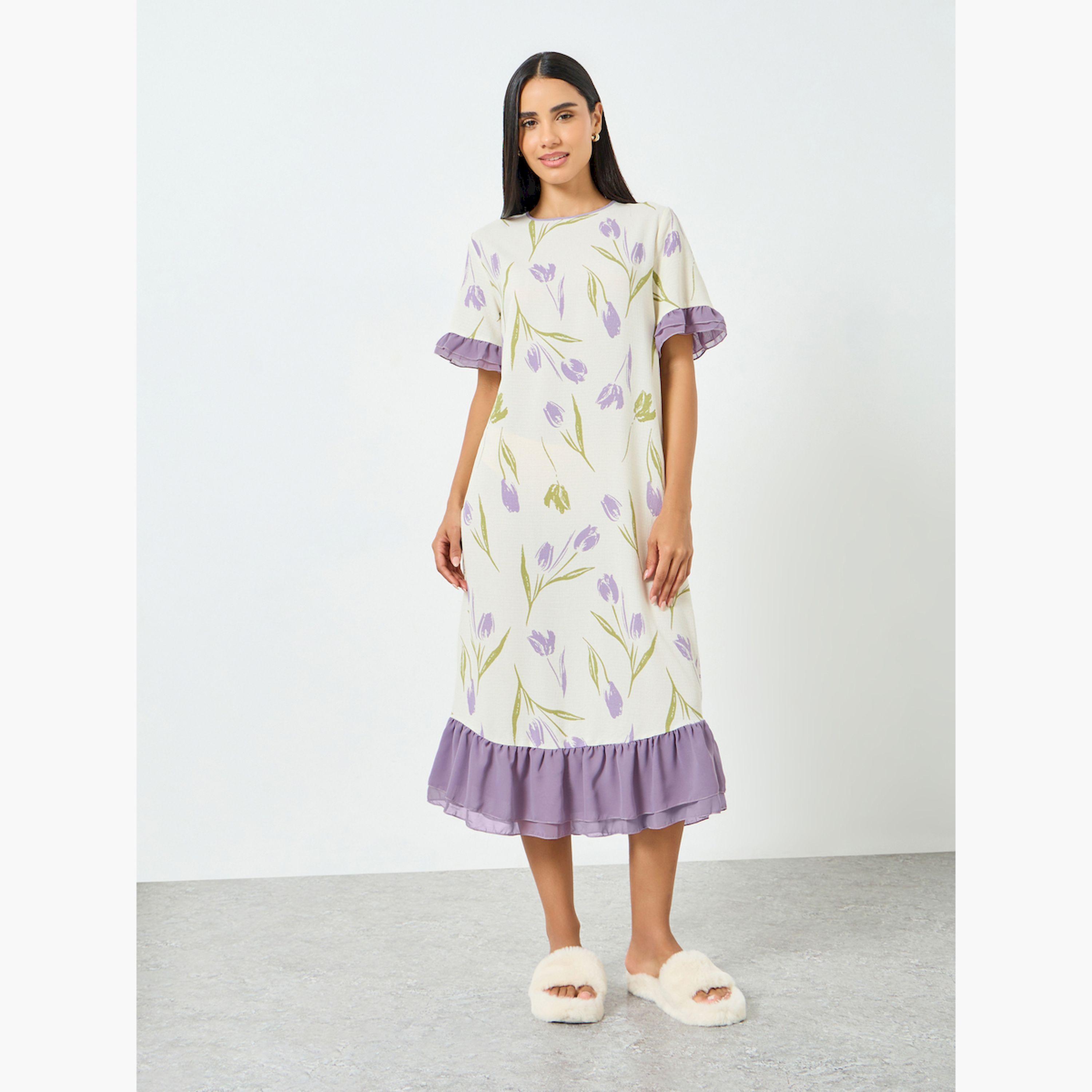 قميص نوم بطبعة زهور وحافة مكشكشة-women-clothing-nightwear-nighties-image-1