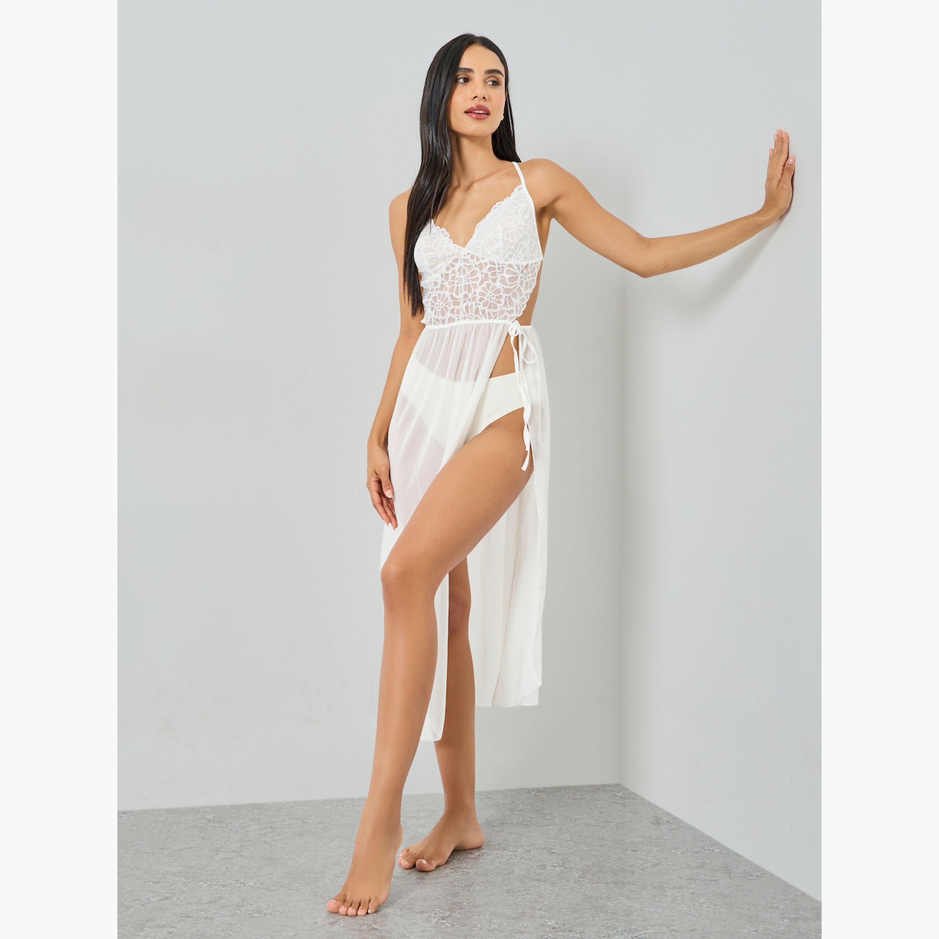 تيك تو × ستايلي - فستان داخلي أبيض مزين برباط من الدانتيل-women-clothing-lingerie-babydollsandbodysuits-image-2