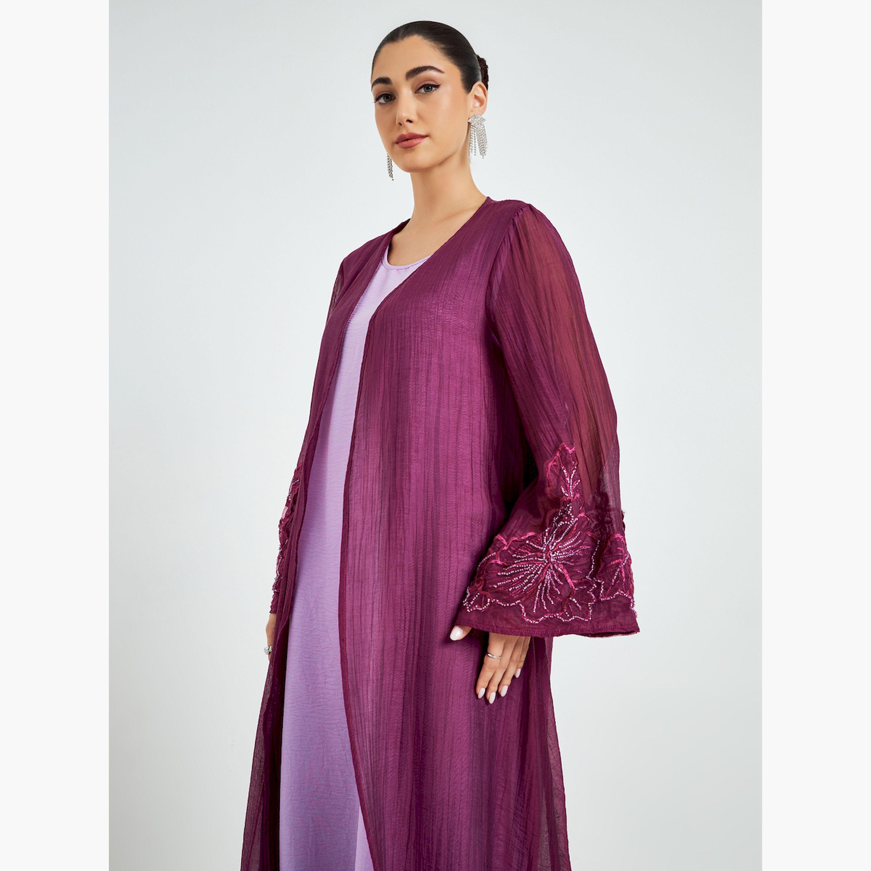 عباية بحافة واسعة وأكمام بتفاصيل مُطرّزة-women-arabicclothing-abayas-image-2
