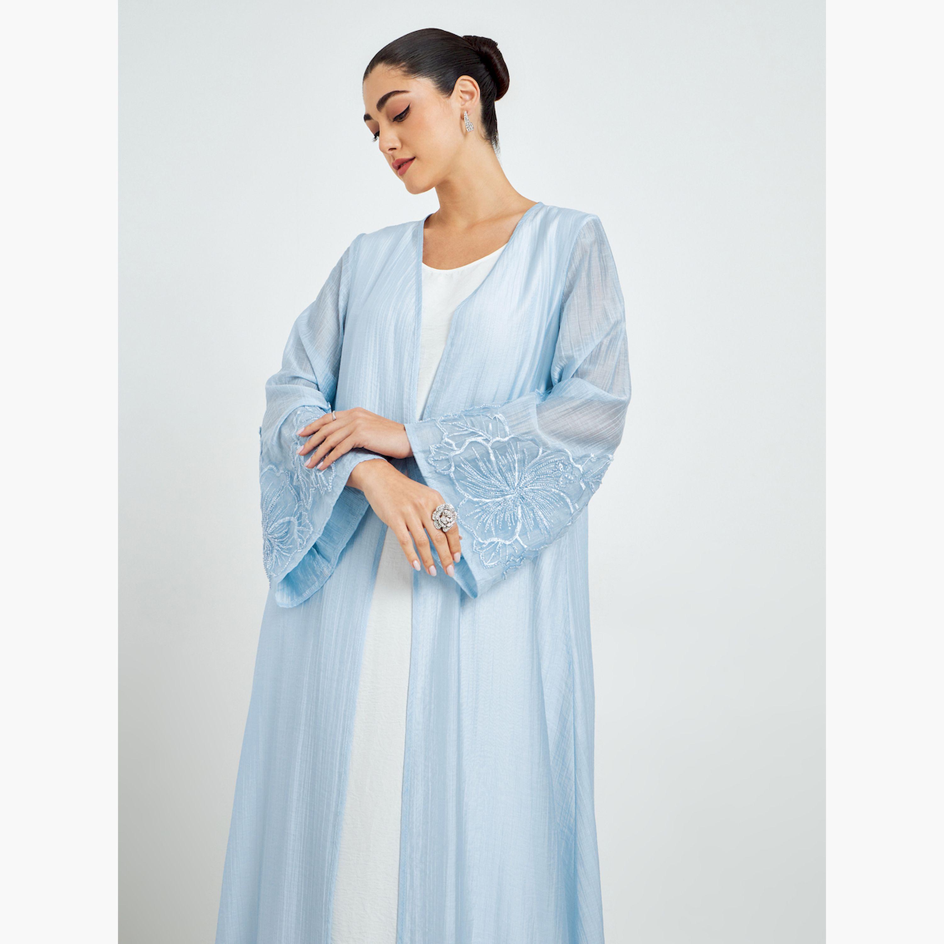 عباية بحافة واسعة وأكمام بتفاصيل مُطرّزة-women-arabicclothing-abayas-image-2