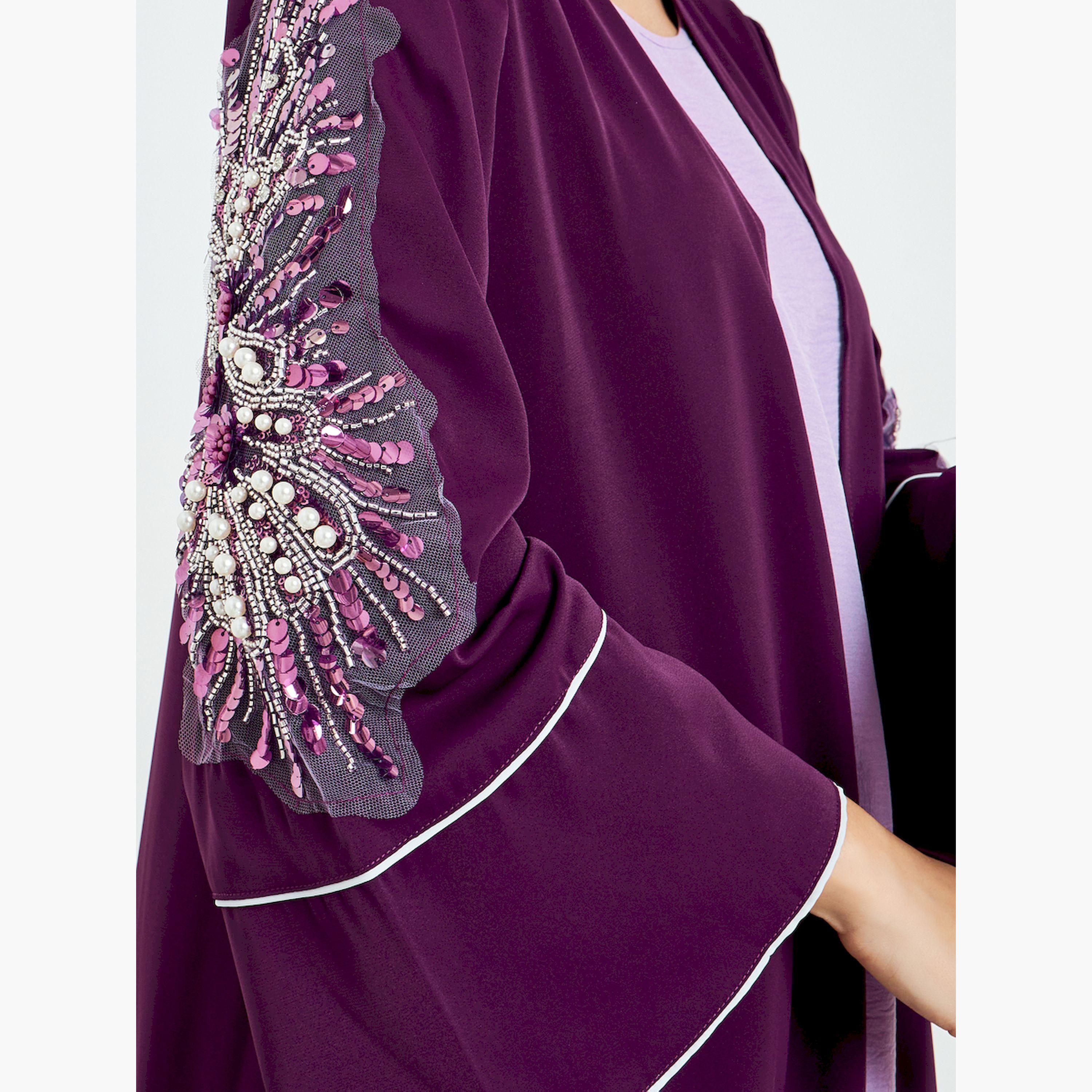 عباية بحافة واسعة وأكمام بتفاصيل مُطرّزة-women-arabicclothing-abayas-image-5