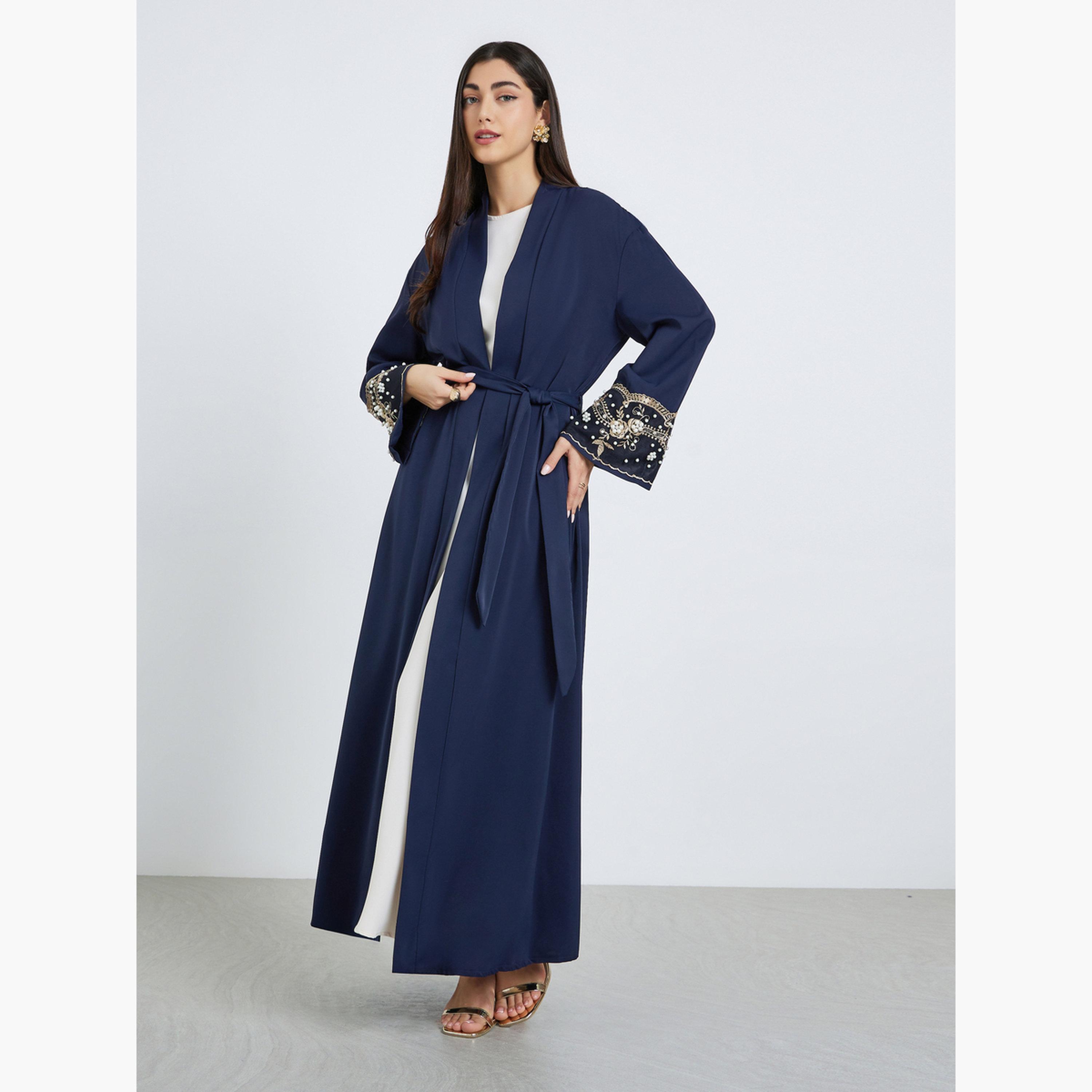 عباية كحلي بأكمام مزينة وأساور-women-arabicclothing-abayas-image-2