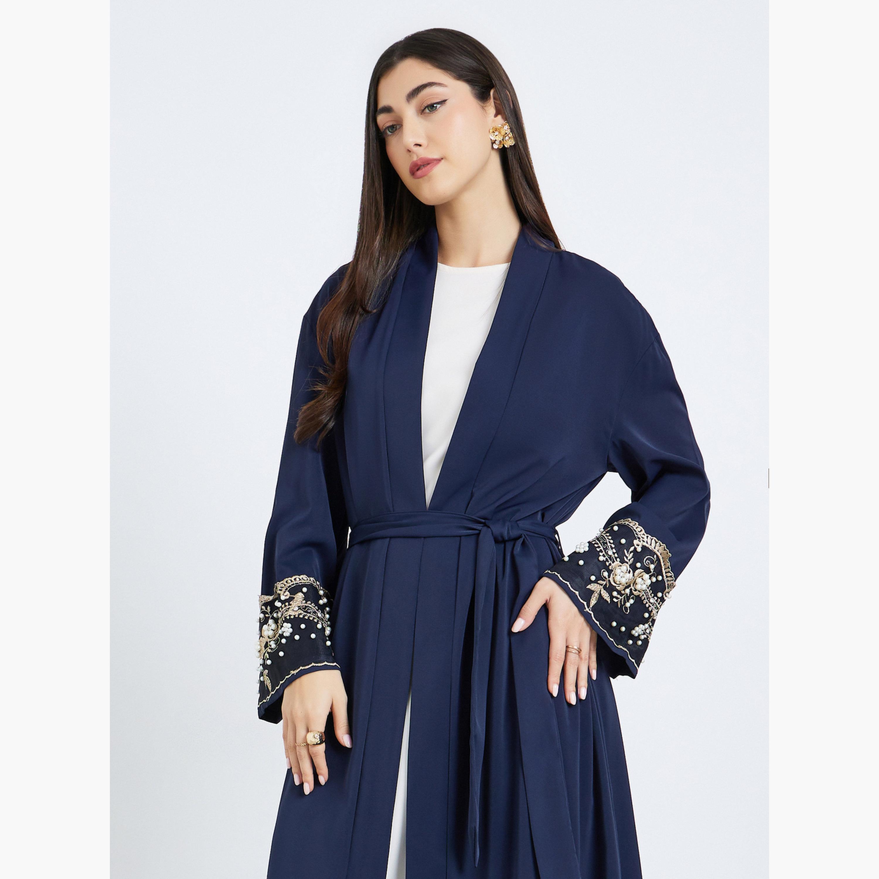 عباية كحلي بأكمام مزينة وأساور-women-arabicclothing-abayas-image-4