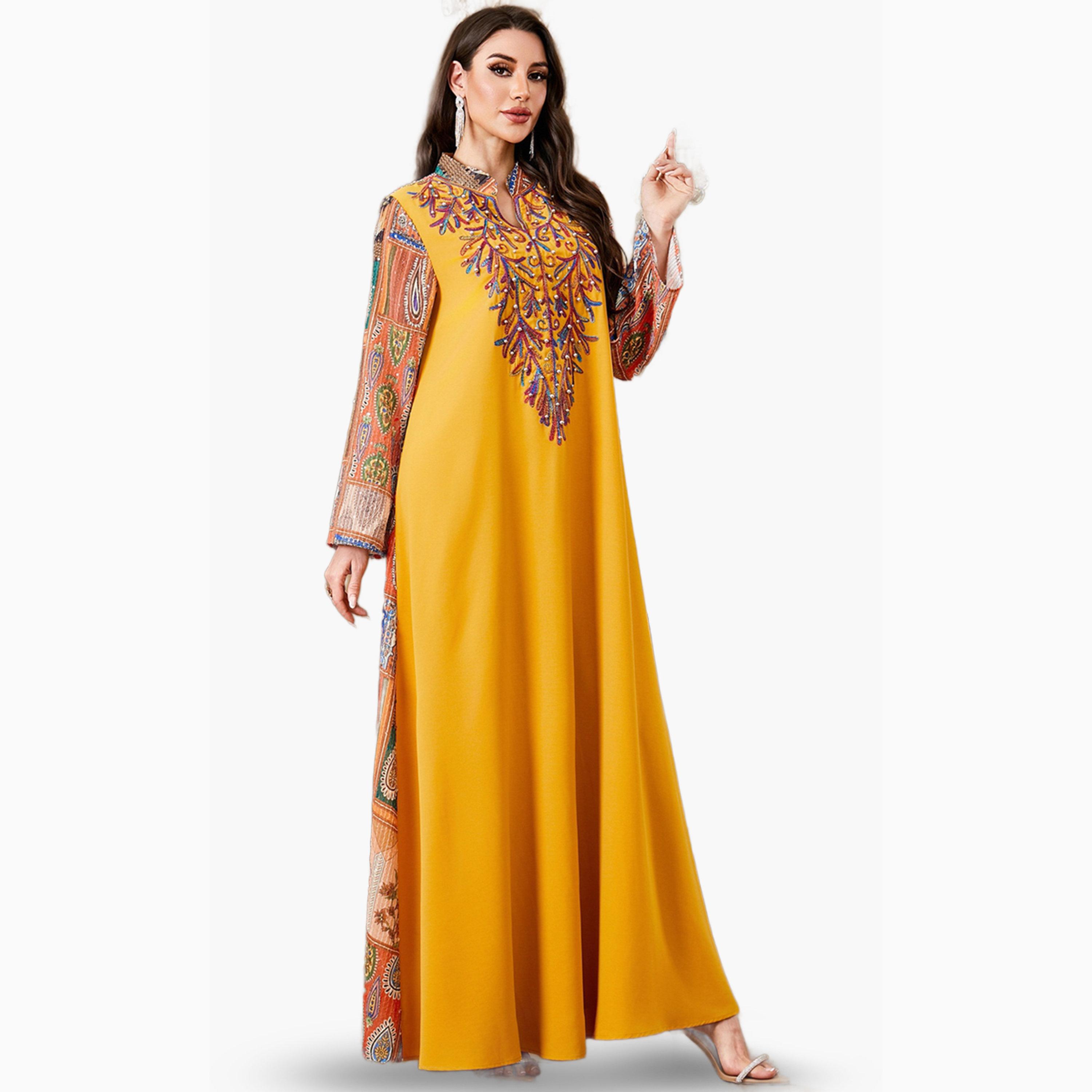 جلابية بياقة وطبعة وتفاصيل مطرزة-women-arabicclothing-jalabiyas-image-3