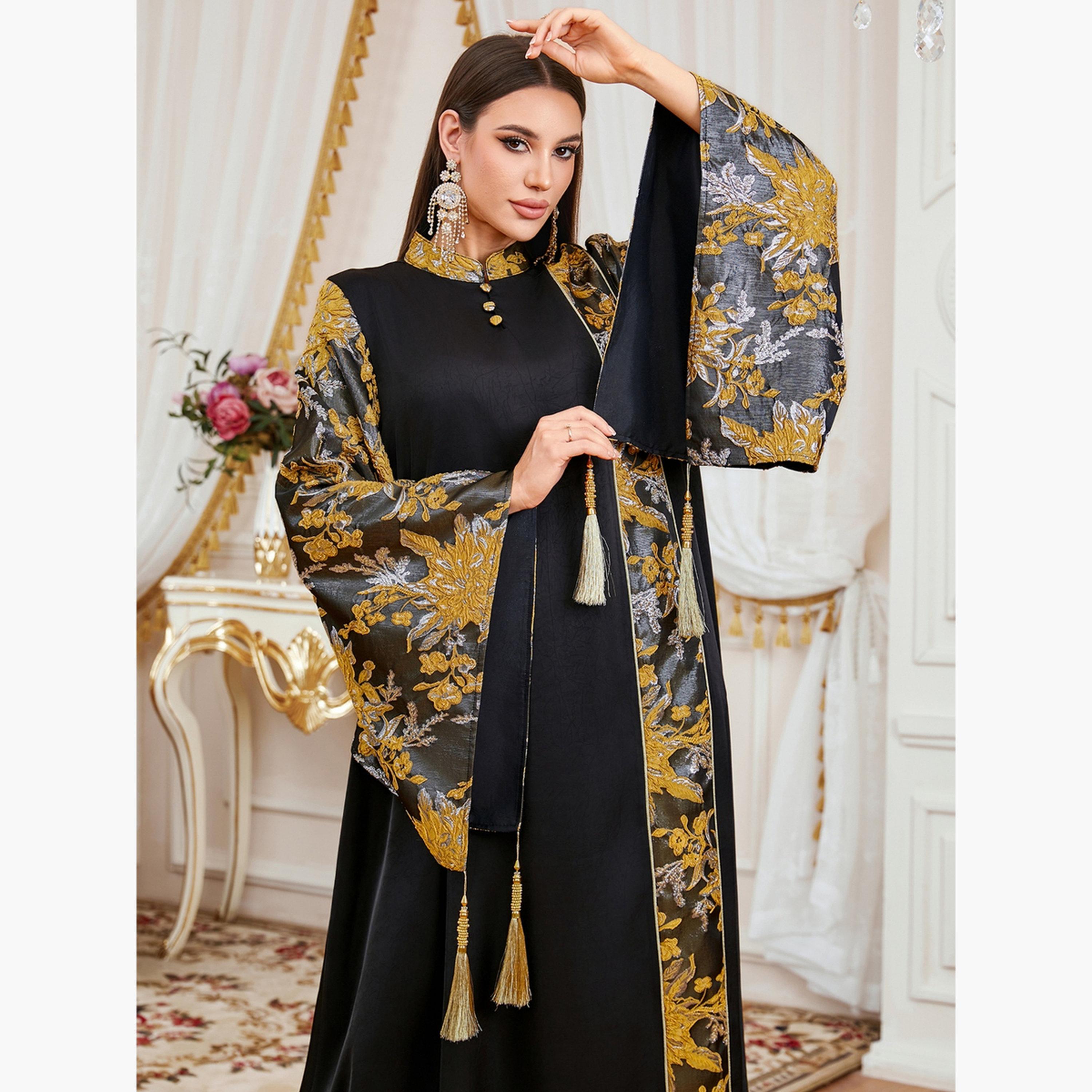 جلابية بأكمام كيمونو مطرزة-women-arabicclothing-jalabiyas-image-5