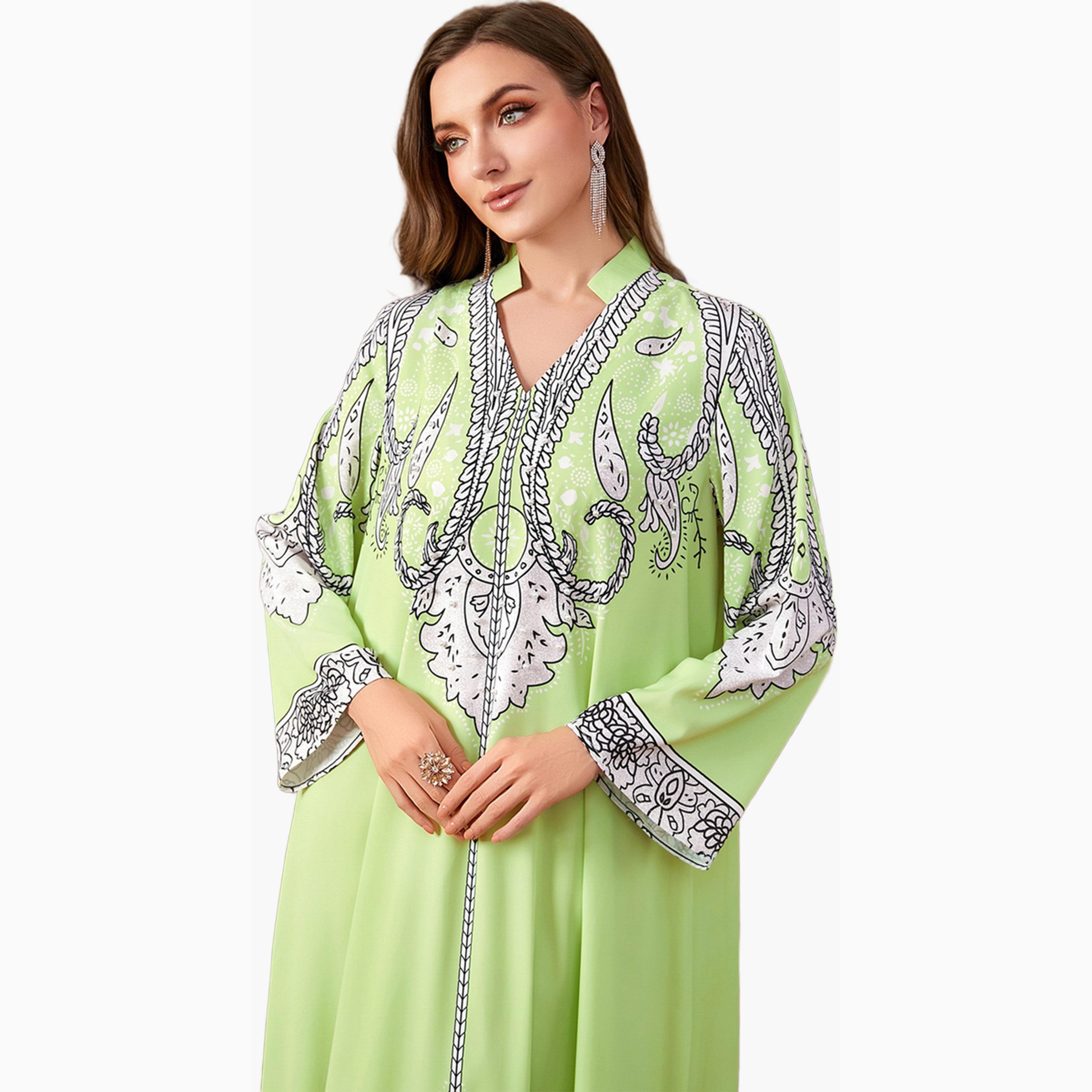 جلابية بياقة وطبعة وتفاصيل لؤلؤ صناعي-women-arabicclothing-jalabiyas-image-5