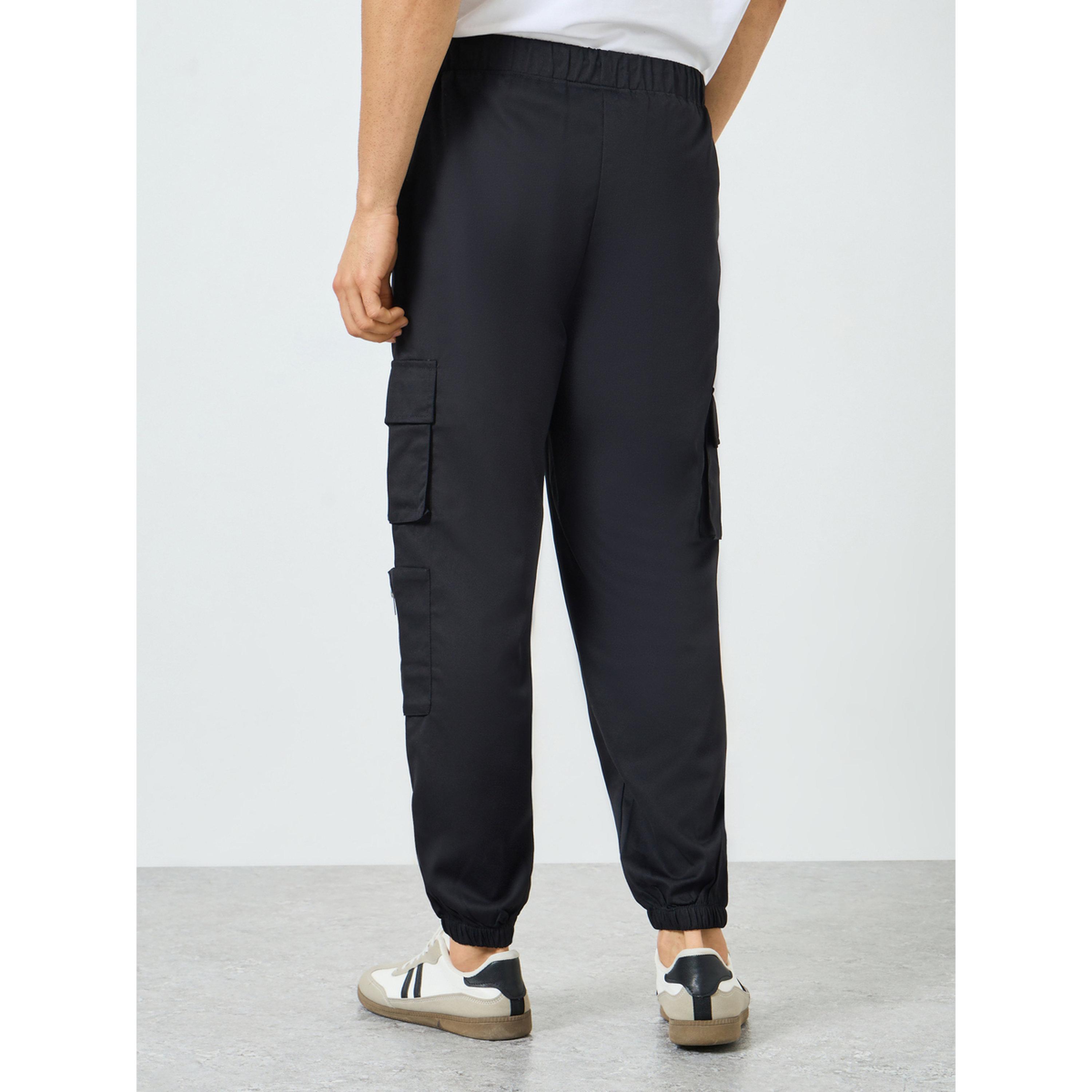 بنطال كارغو بقصة مريحة-men-clothing-bottoms-joggers-image-4