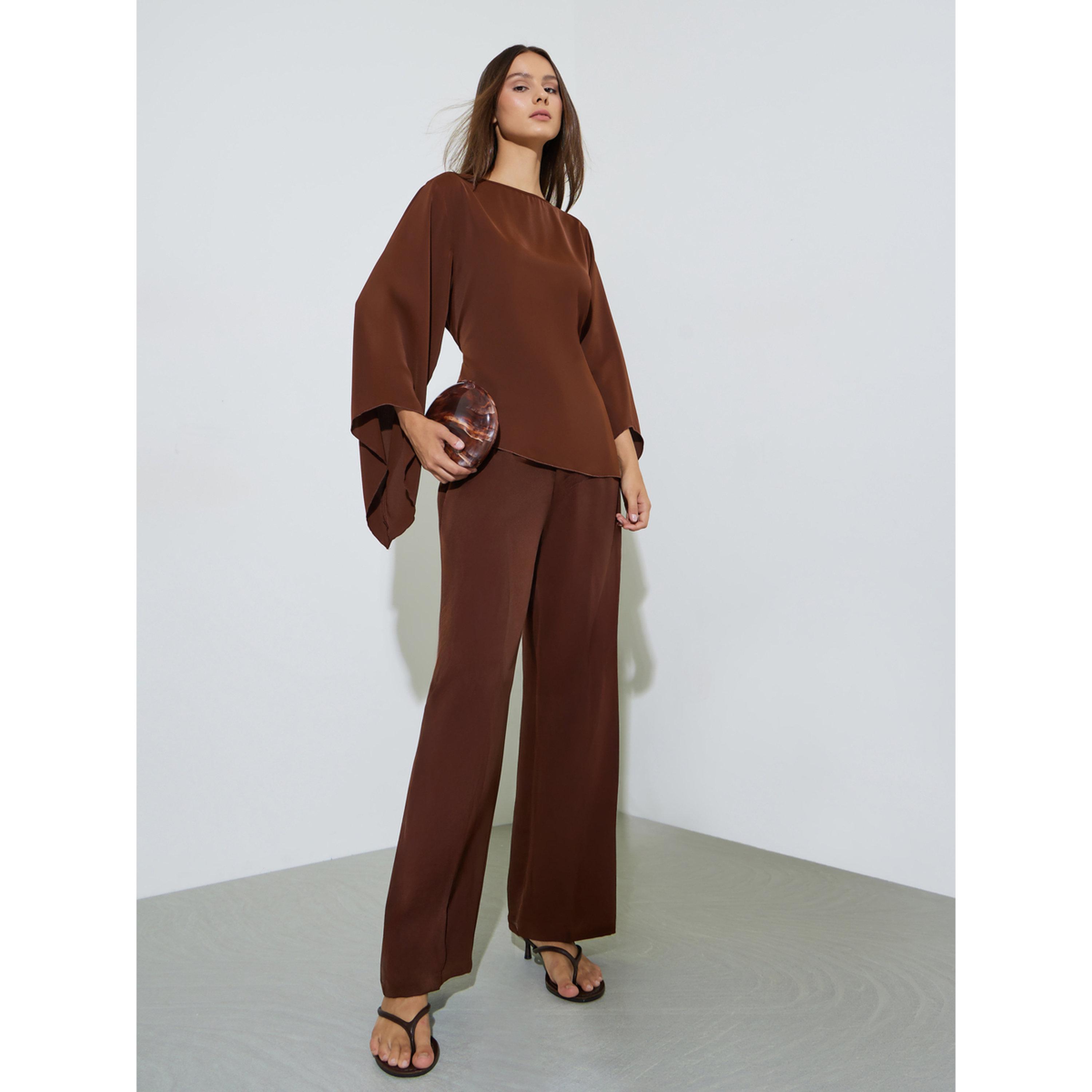 Styli Women Coffee Brown Batwing Sleeve Asymmetric Hem Blouse-women-clothing-shirtsandblouses-blouses-image-2