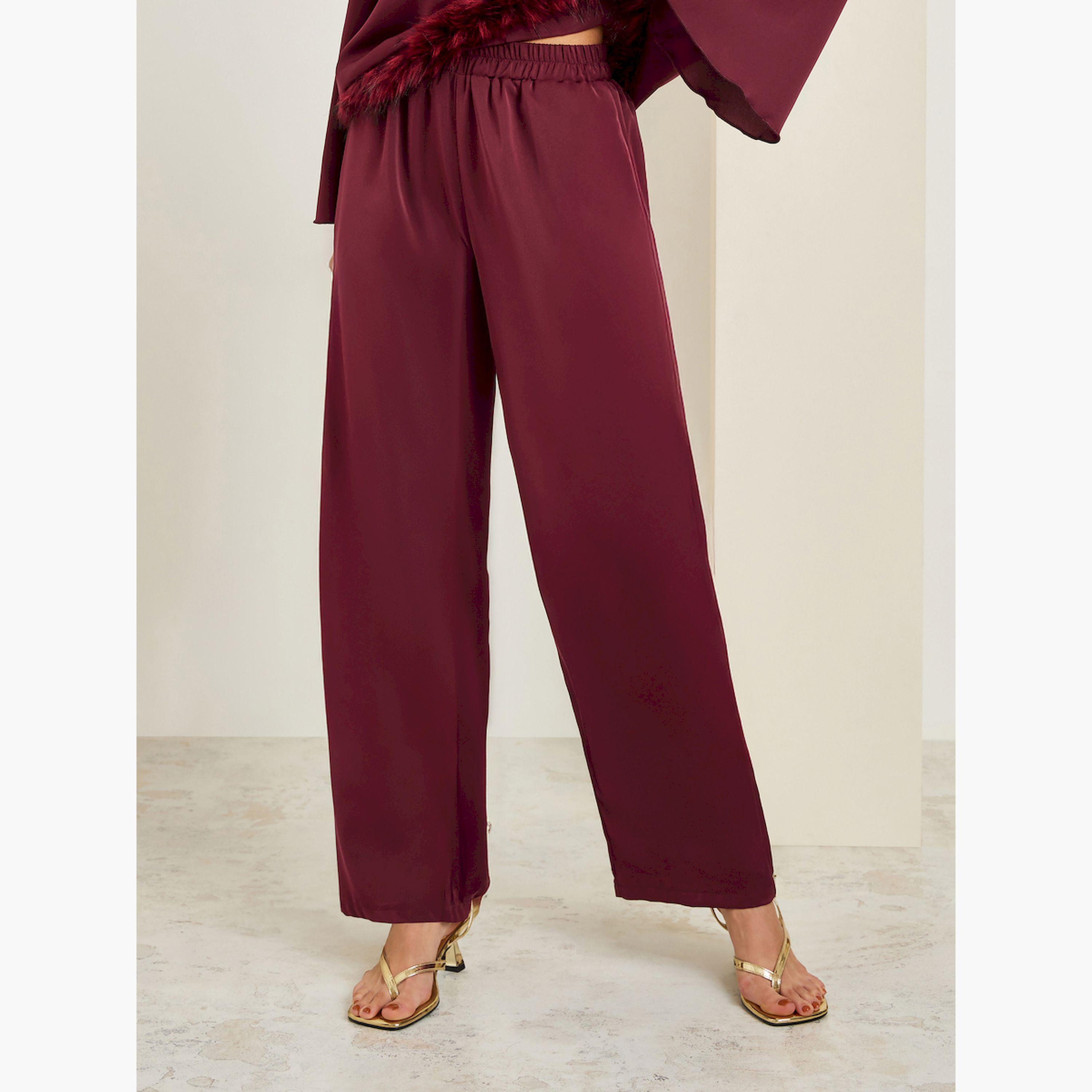 طقم منسق من بلوزة وبنطال بتفاصيل ريش صناعي-women-clothing-coordsets-image-4