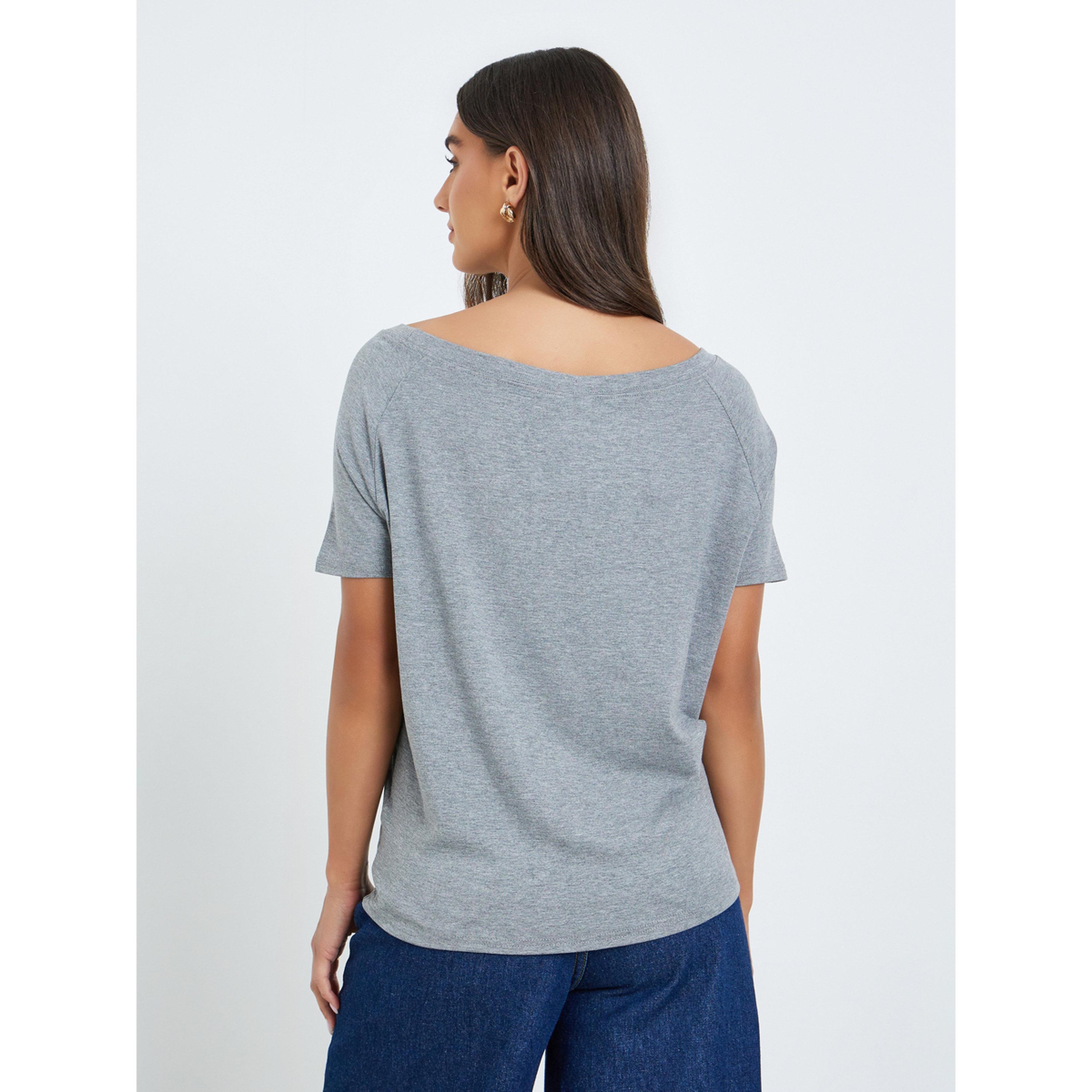 تيشيرت بطبعة كتابة وأكمام قصيرة-women-clothing-tshirts-image-4
