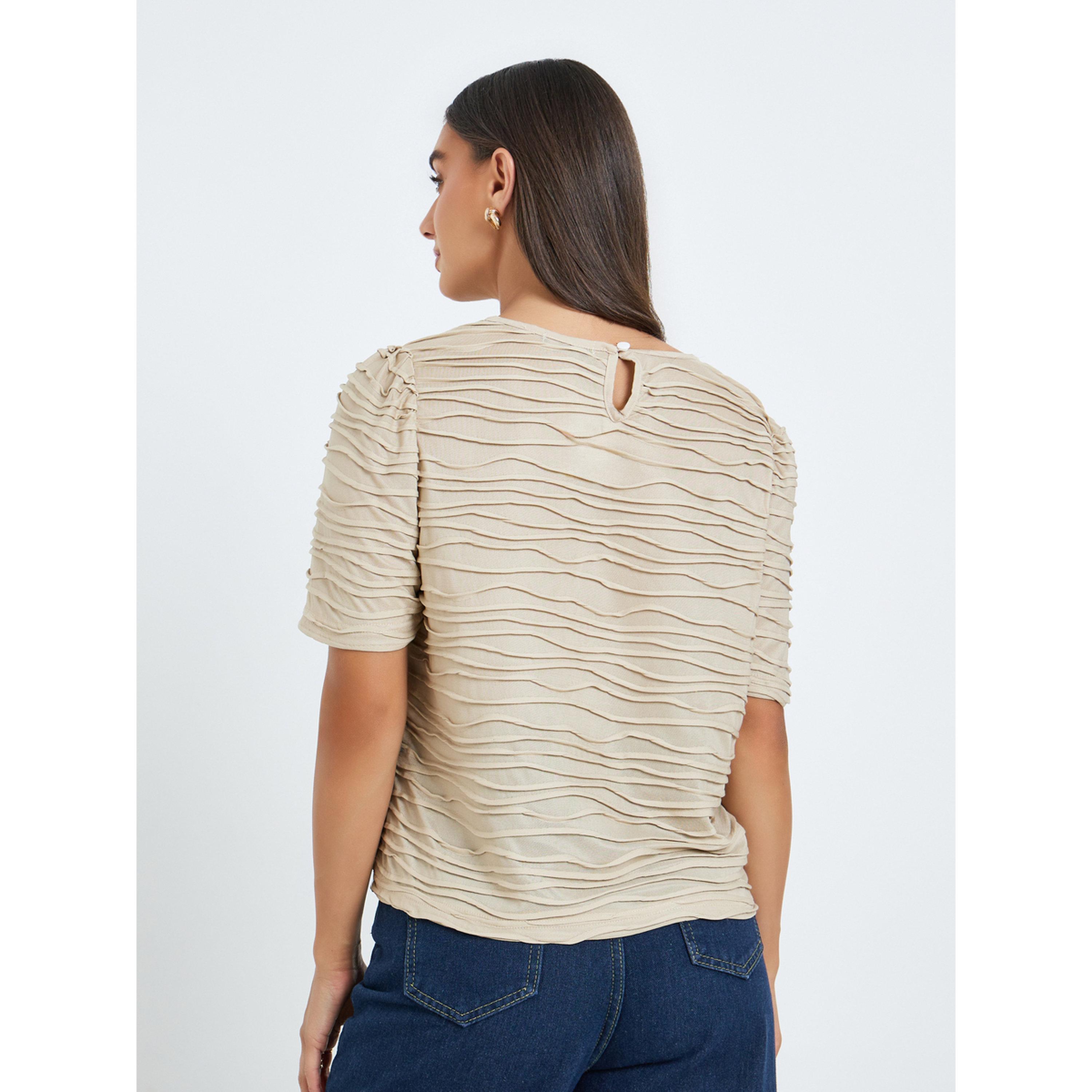 تيشيرت محبوك بأكمام قصيرة وتفاصيل بارزة الملمس-women-clothing-tshirts-image-4