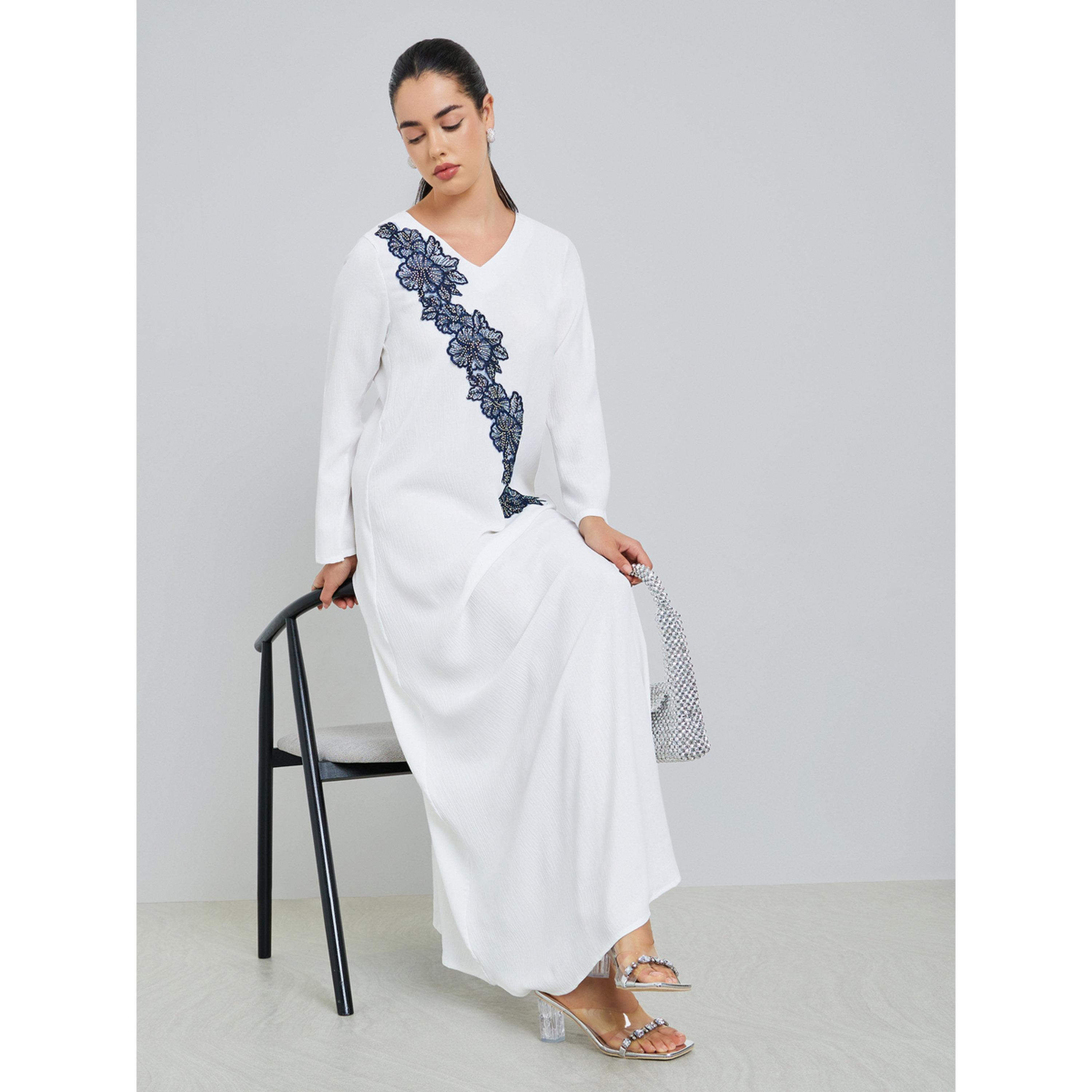جلابية مطرزة بحافة واسعة للنساء-women-arabicclothing-jalabiyas-image-3