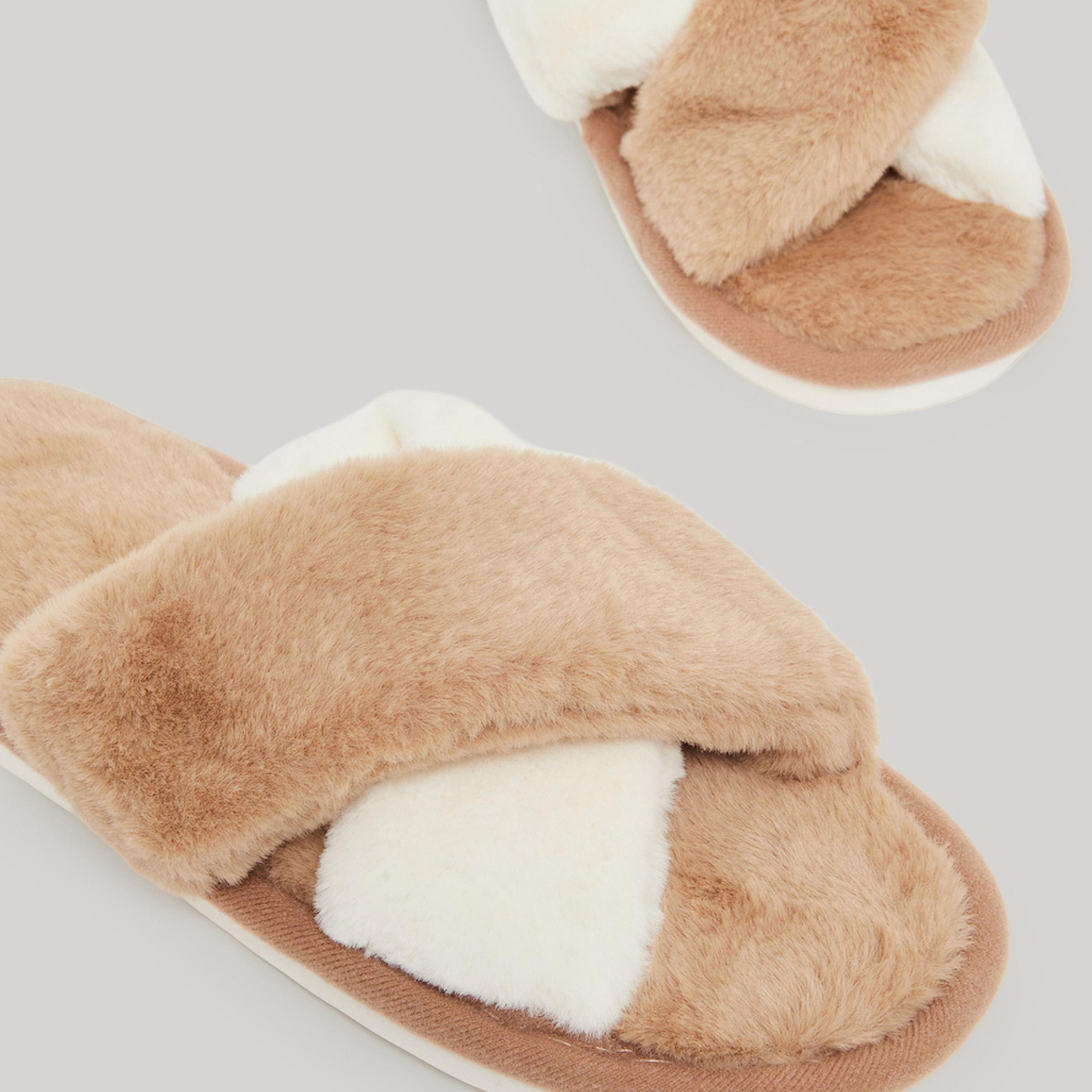 شبشب غرفة نوم فرو بتصميم متقاطع-women-shoes-bedroomslippers-image-3