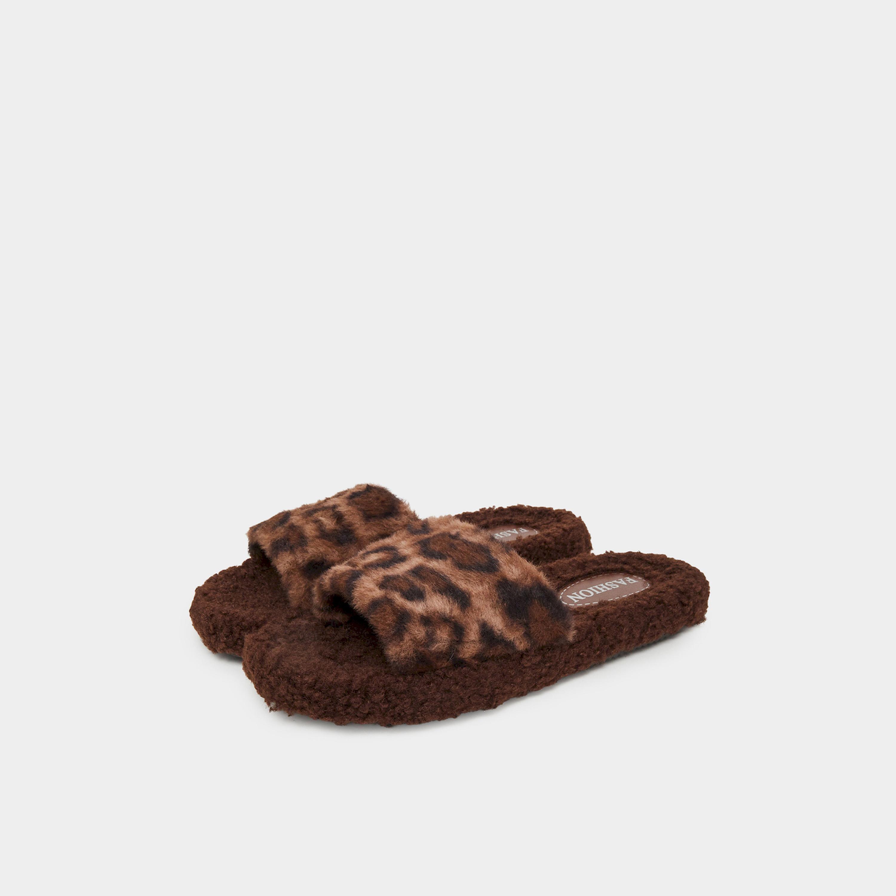 شبشب غرفة نوم فرو صناعي بطبعة حيوان-women-shoes-bedroomslippers-image-1