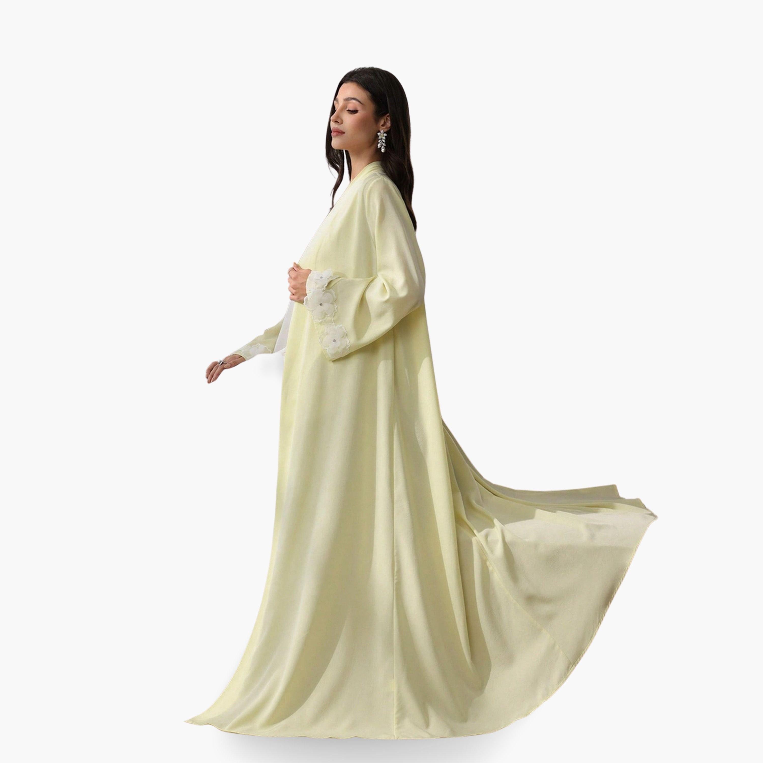 عباية بتفاصيل رقع الزهور-women-arabicclothing-abayas-image-2