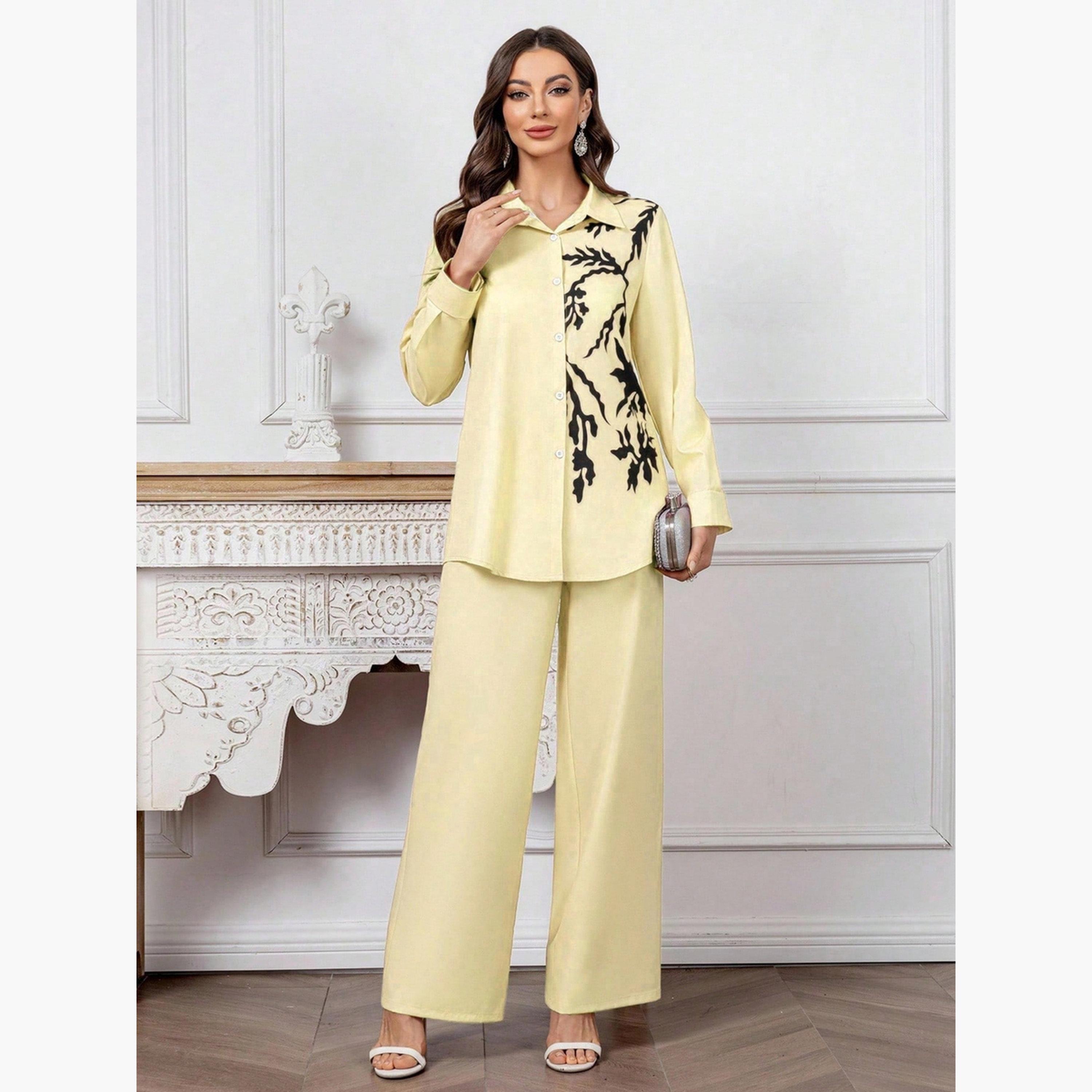 طقم منسق قميص وبنطال واسع بطبعة أوراق شجر صفراء-women-clothing-coordsets-image-1