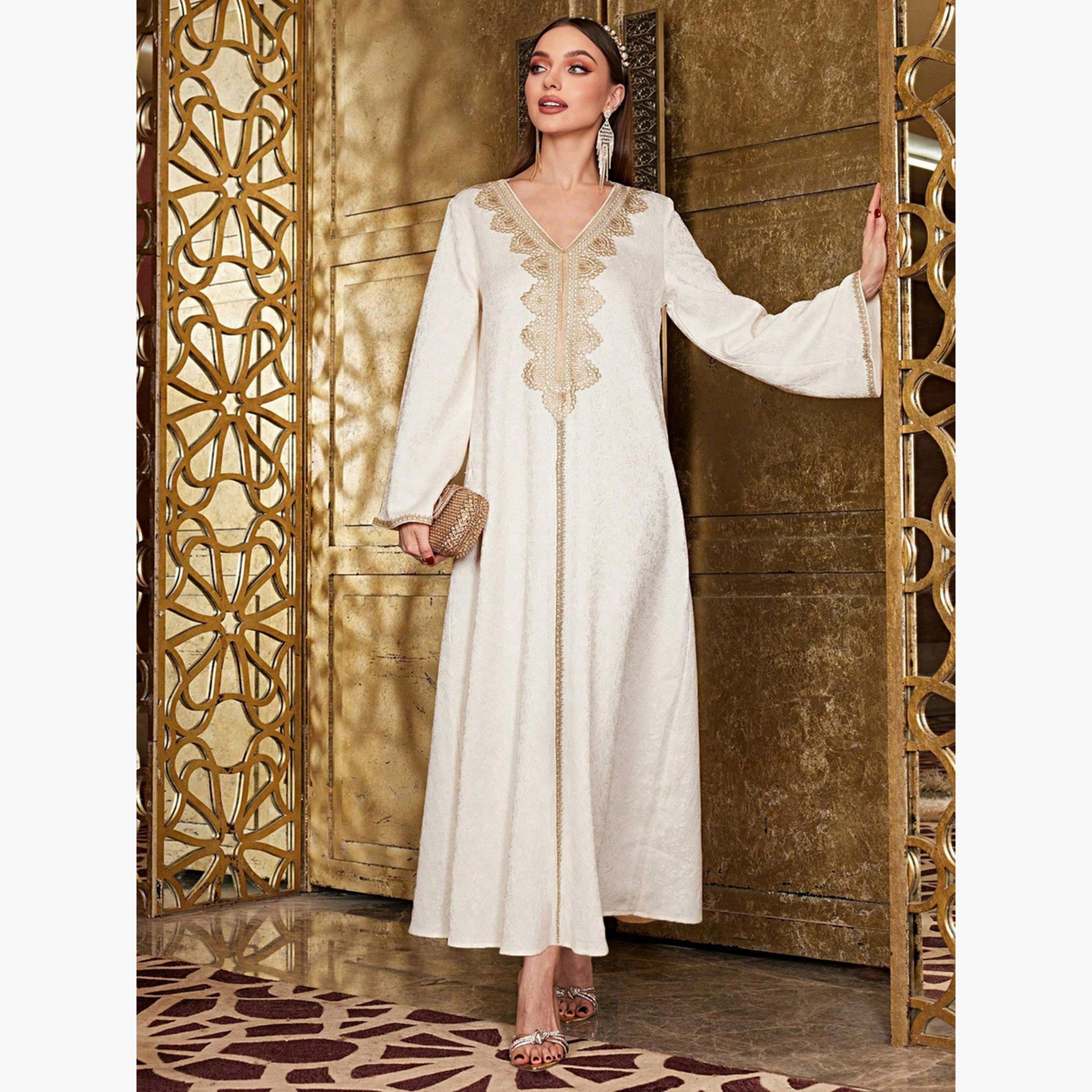 جلابية بيج بياقة سبعة وتطريز أمامي-women-arabicclothing-jalabiyas-image-5