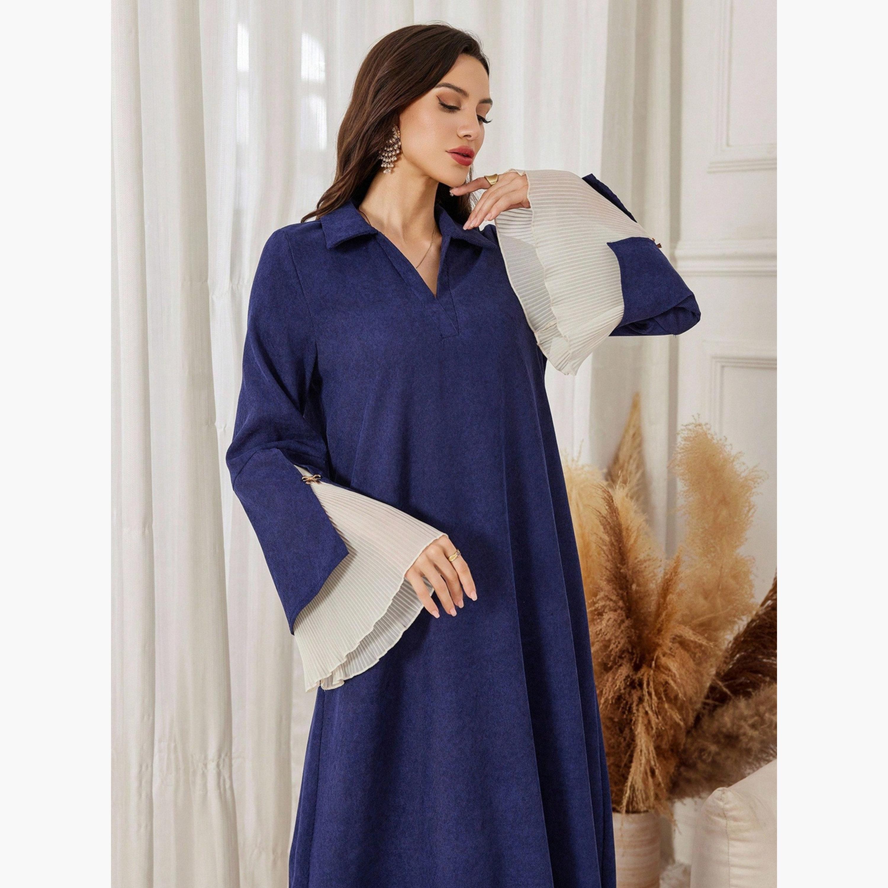 جلابية كحلي بياقة مفتوحة وأكمام واسعة-women-arabicclothing-jalabiyas-image-2