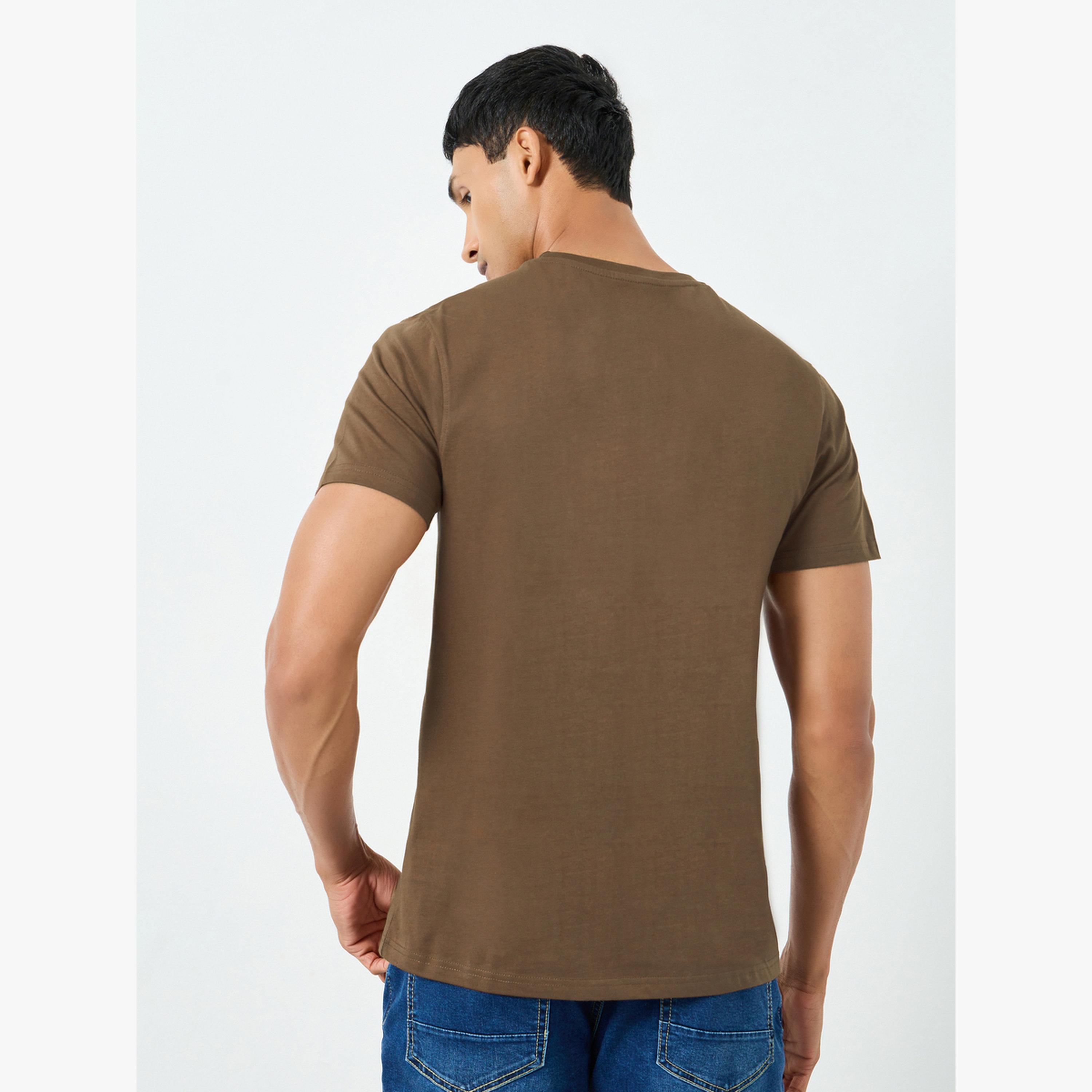 Styli Men Brown Crew Neck Regular Fit T-Shirt-men-clothing-tshirtsandpolos-tshirts-image-3