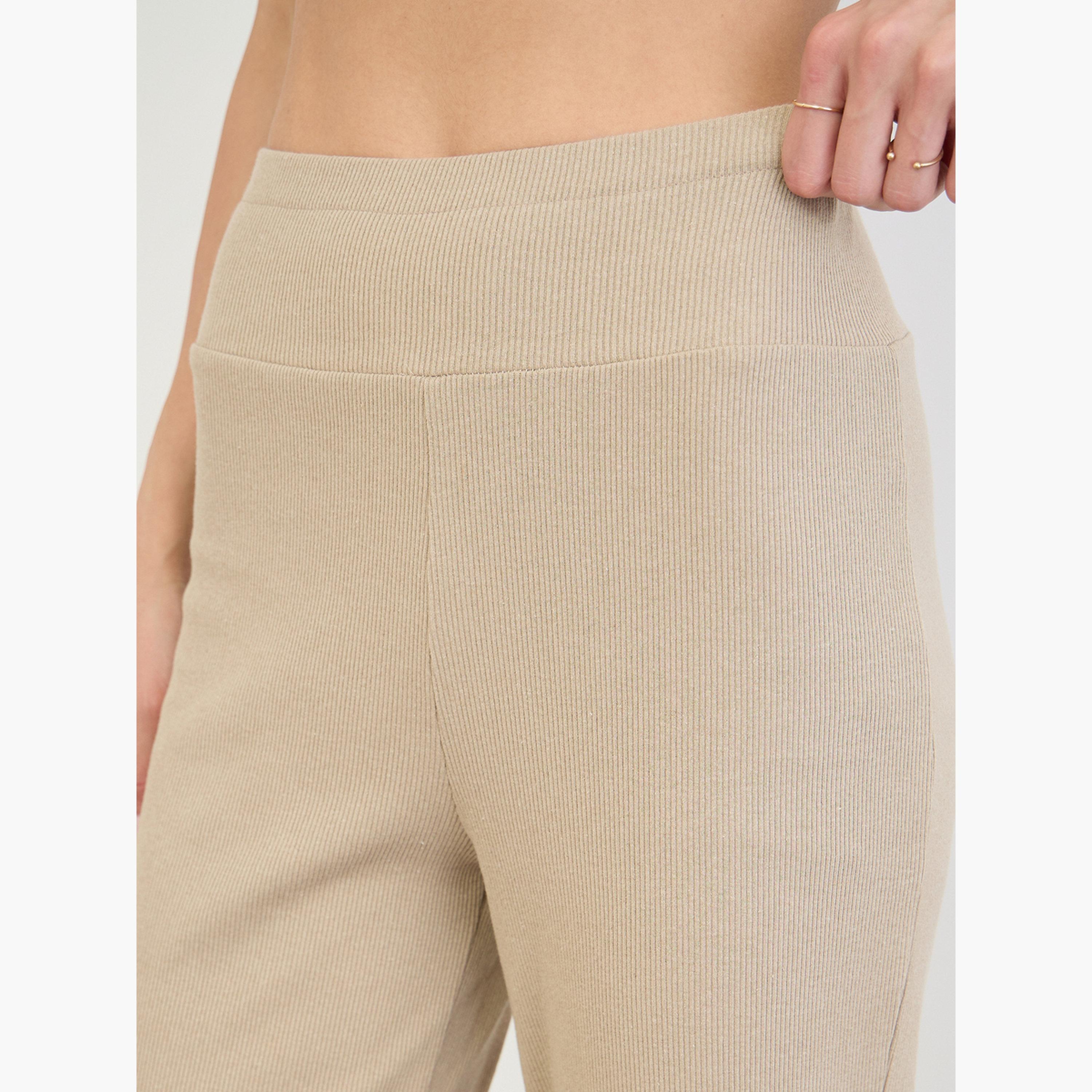 بنطال ليقنز بأرجل واسعة وتفاصيل مضلعة-women-clothing-leggings-image-3