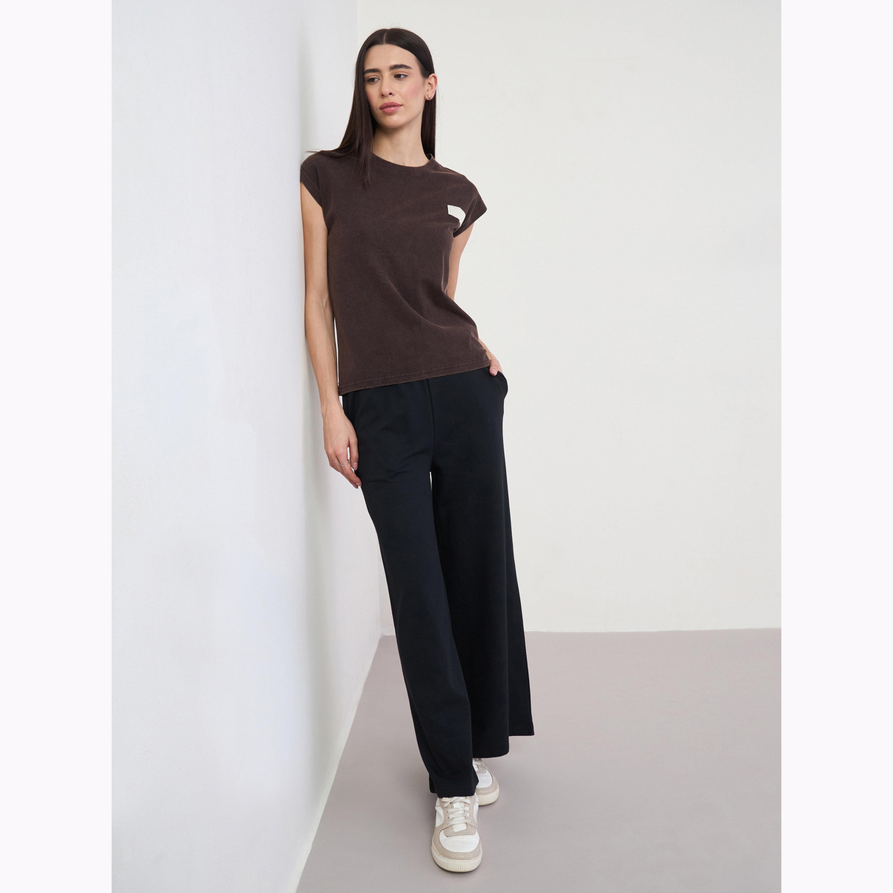 جوغر من مزيج القطن بأرجل واسعة-women-clothing-bottoms-joggers-image-2