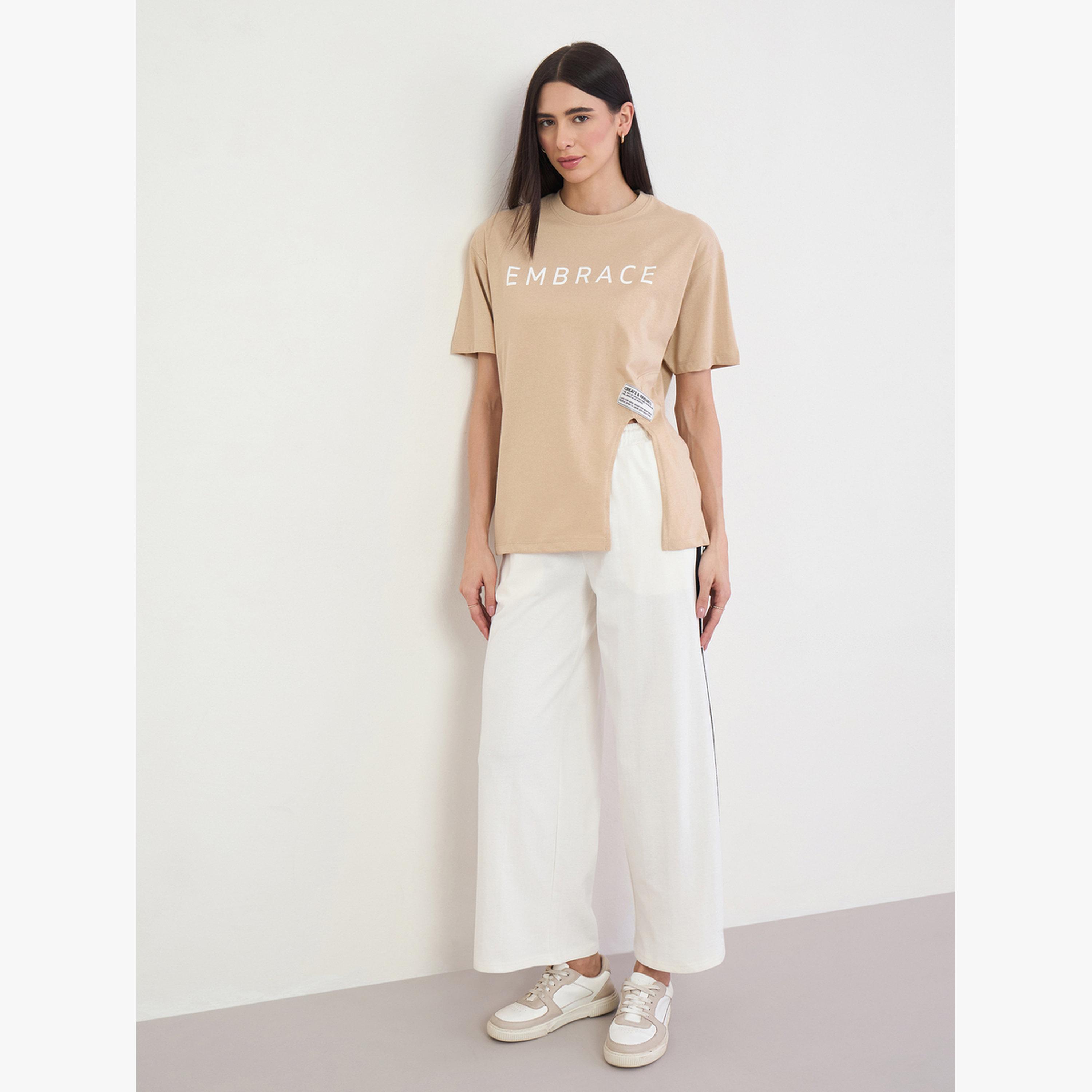 جوغر بأرجل واسعة وتفاصيل شريط جانبي-women-clothing-bottoms-joggers-image-2