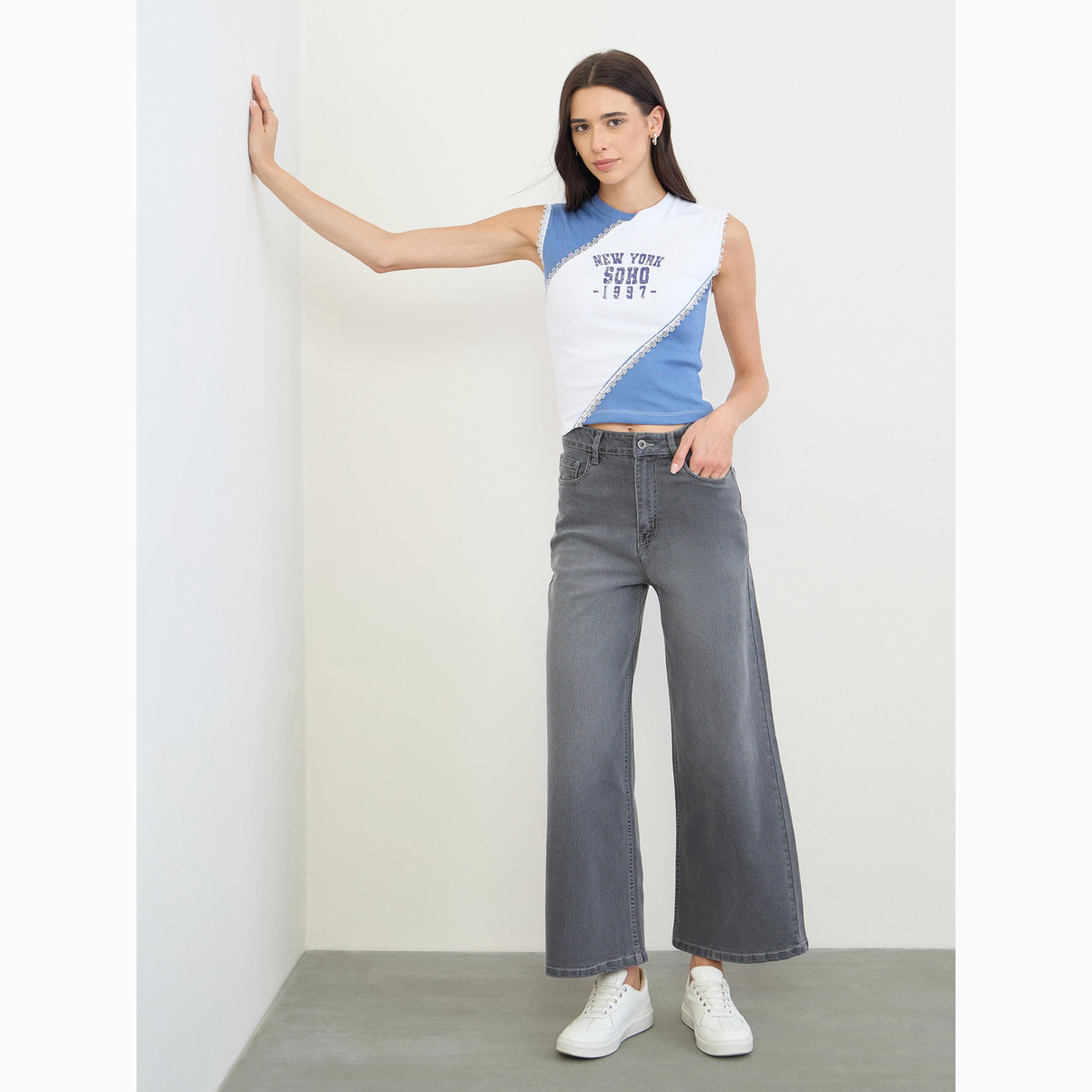 جينز بخصر عالي وأرجل واسعة غسيل باهت-women-clothing-bottoms-jeans-image-2