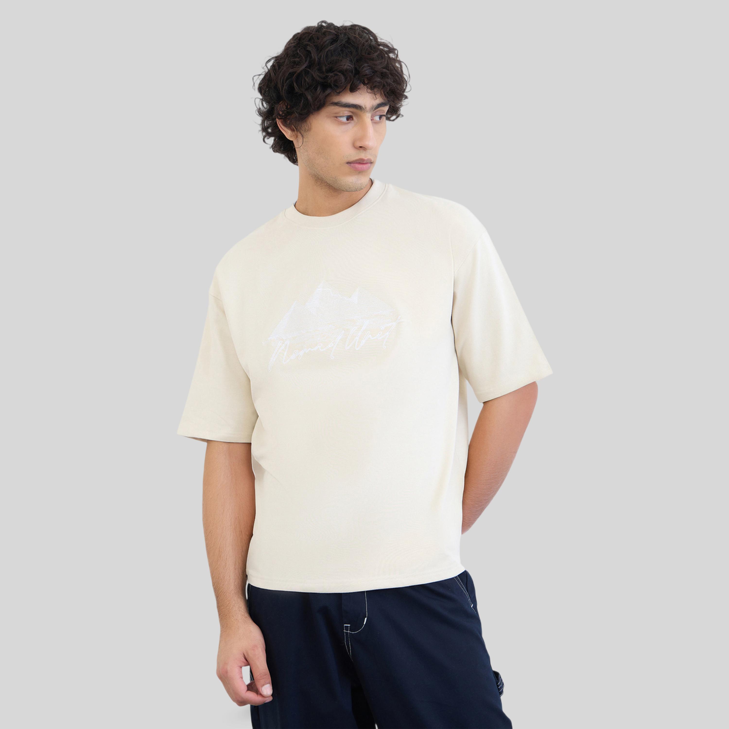 تيشيرت قطن واسع وتفاصيل مُطرّزة من الأمام-men-clothing-tshirtsandpolos-tshirts-image-1