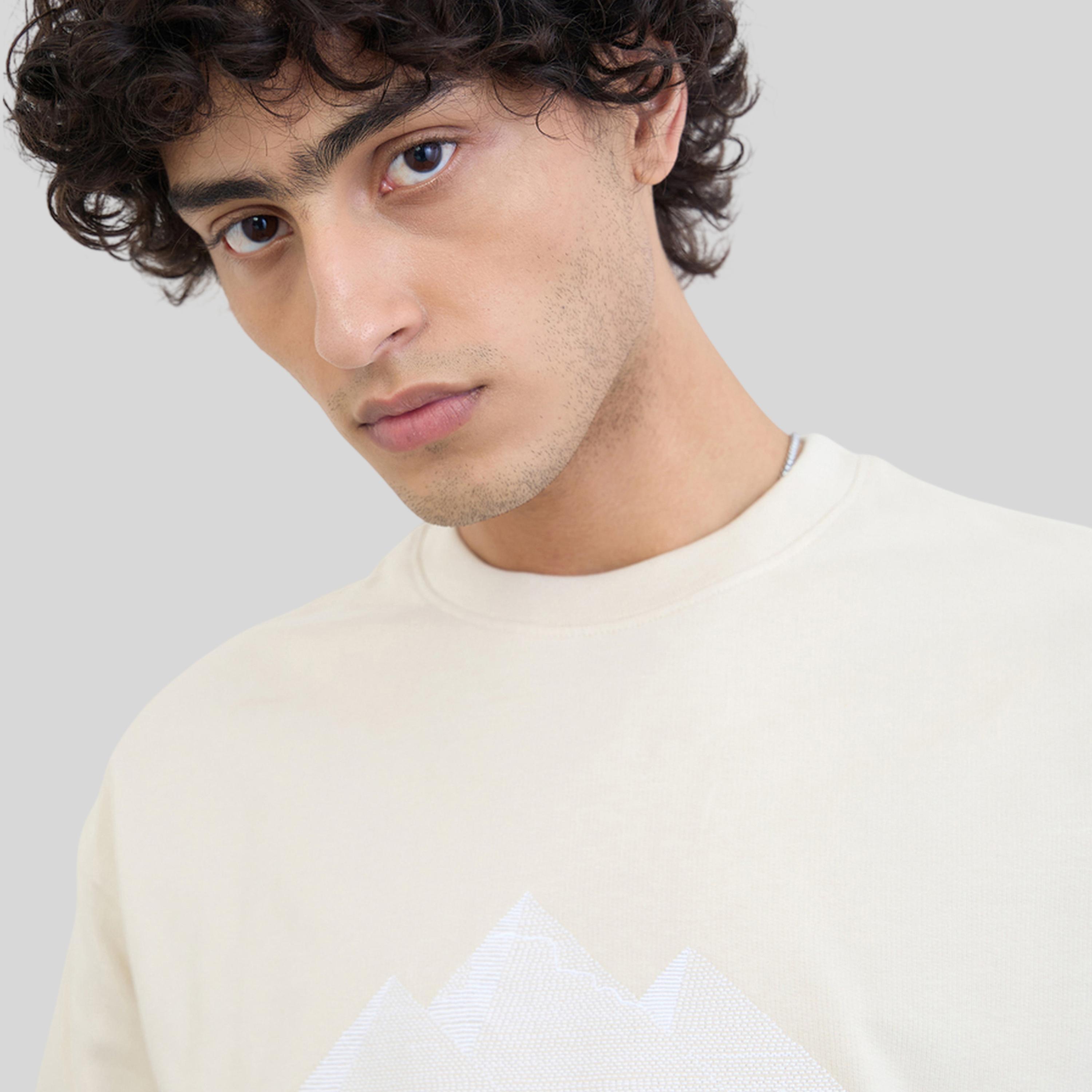 تيشيرت قطن واسع وتفاصيل مُطرّزة من الأمام-men-clothing-tshirtsandpolos-tshirts-image-5