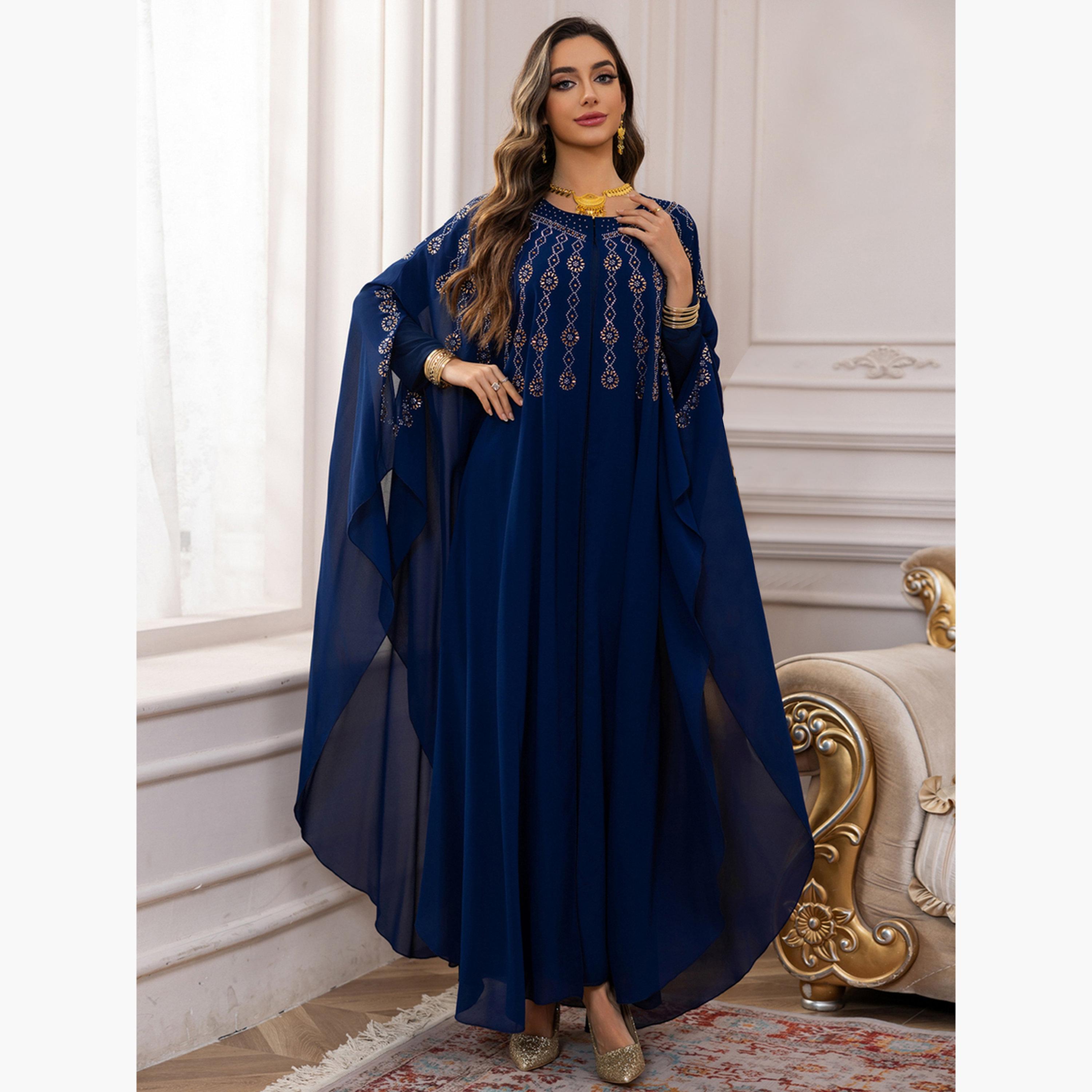 تيك تو - طقم عباءة وفستان محتشم باللون الأزرق الداكن مزين بتطريزات على شكل عباءة-women-arabicclothing-sets-image-1