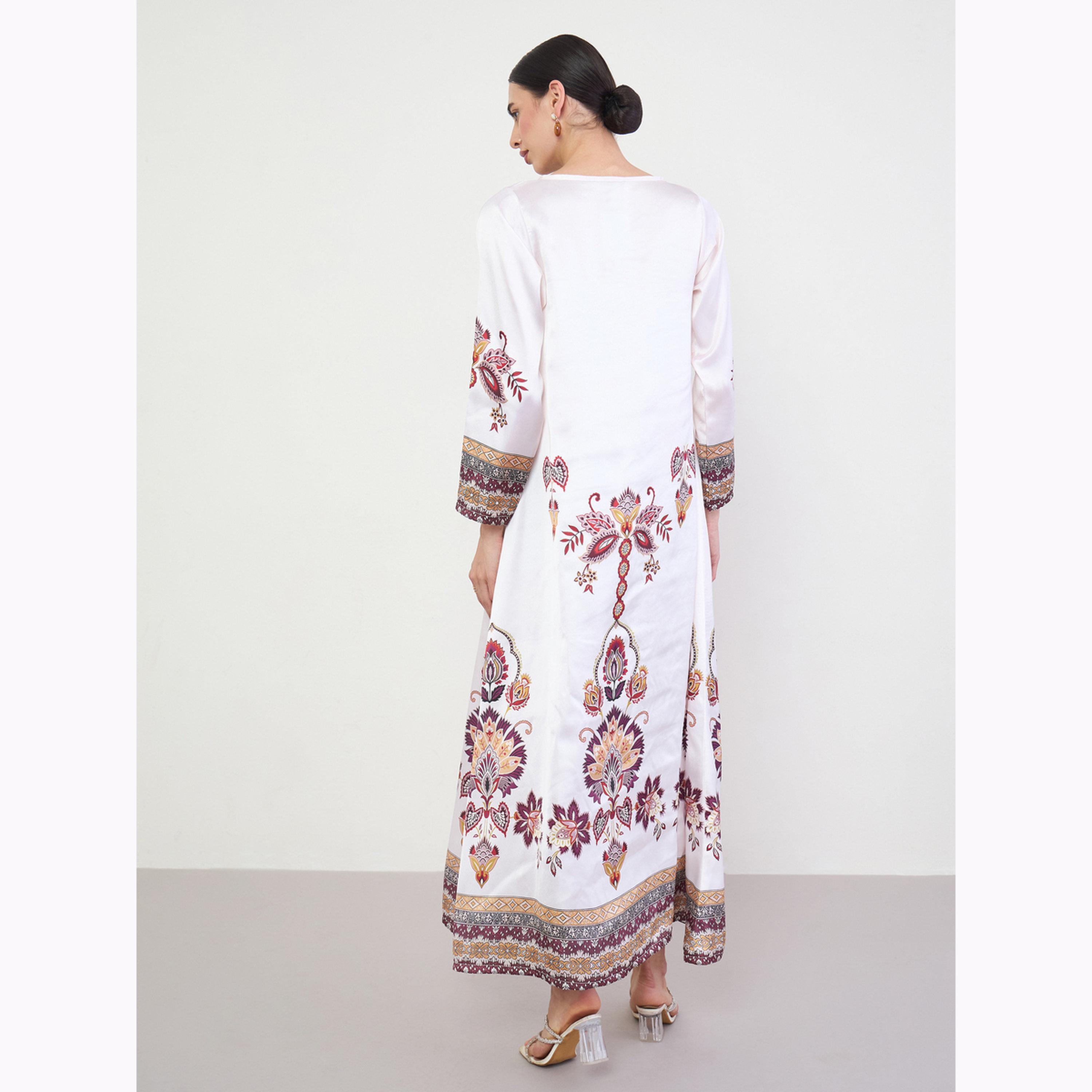 جلابية مطرزة يدوياً بطبعة وضعية-women-arabicclothing-jalabiyas-image-5