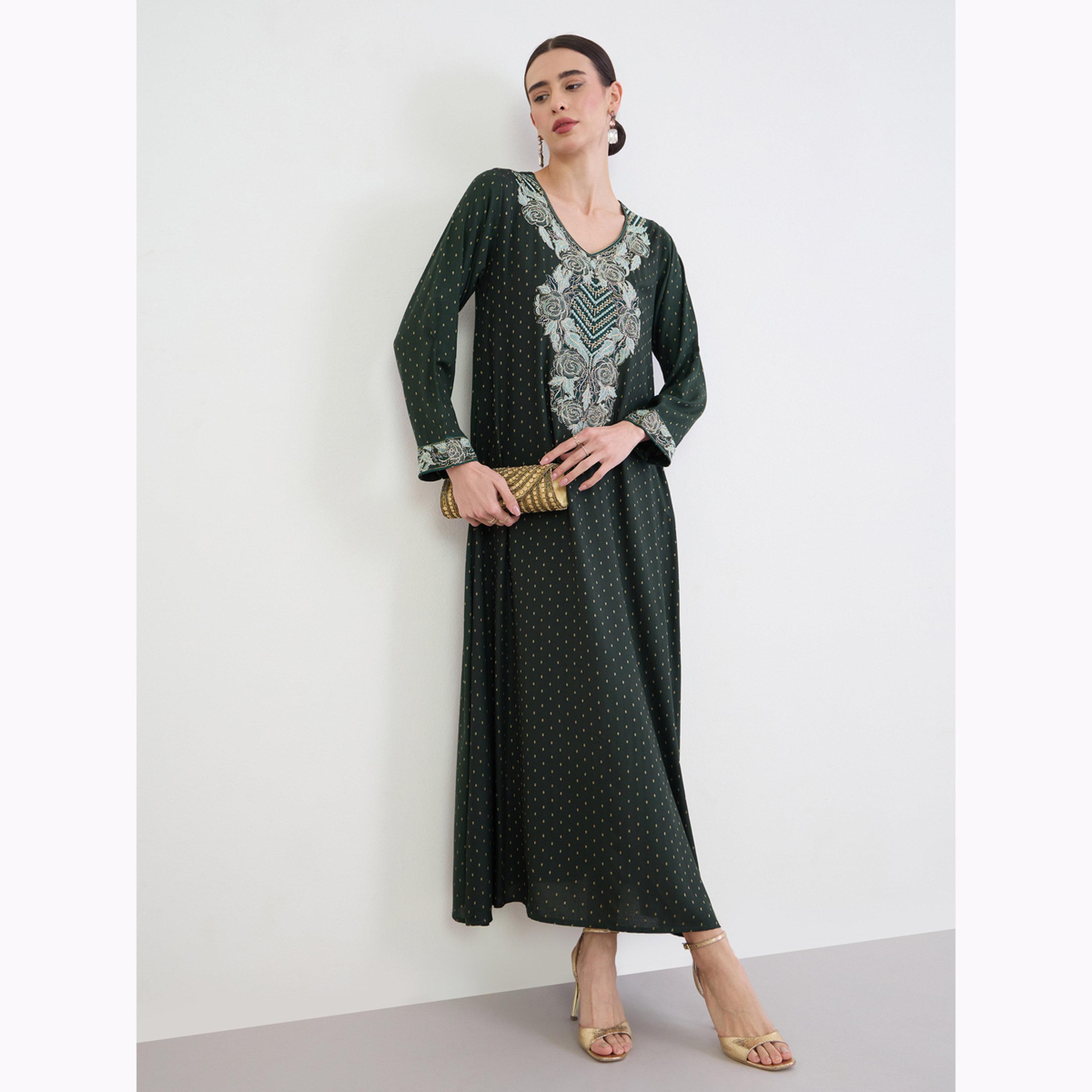 Amirah X Styli Green Embroidered A-Line Jalabiya-women-arabicclothing-jalabiyas-image-2