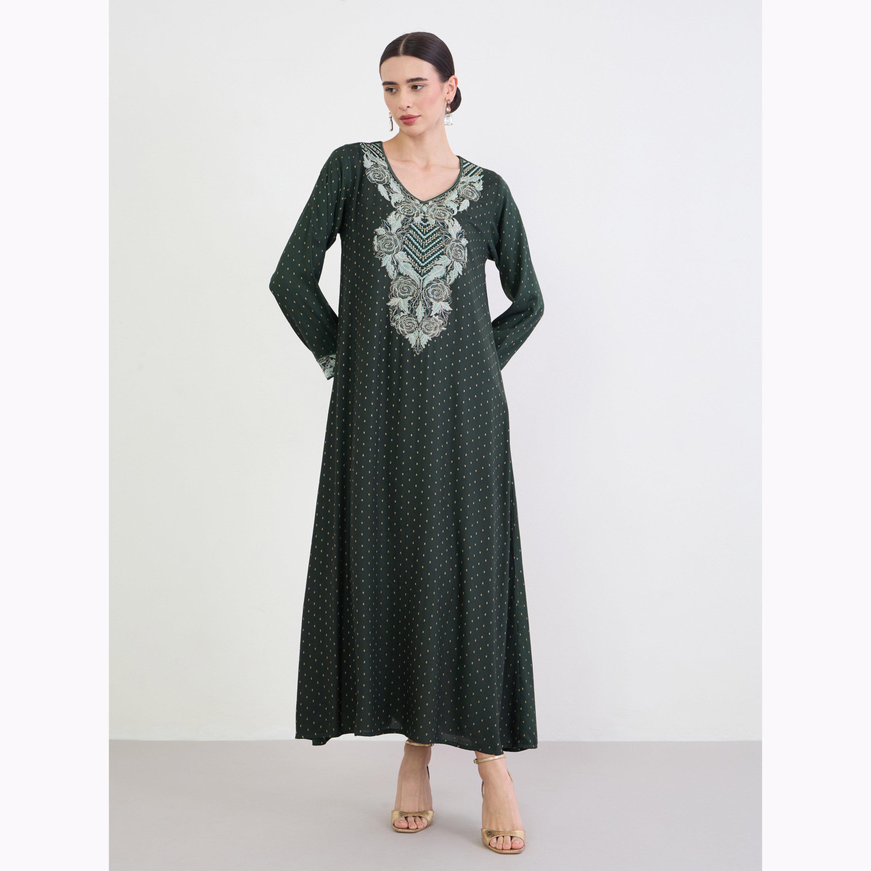 Amirah X Styli Green Embroidered A-Line Jalabiya-women-arabicclothing-jalabiyas-image-3