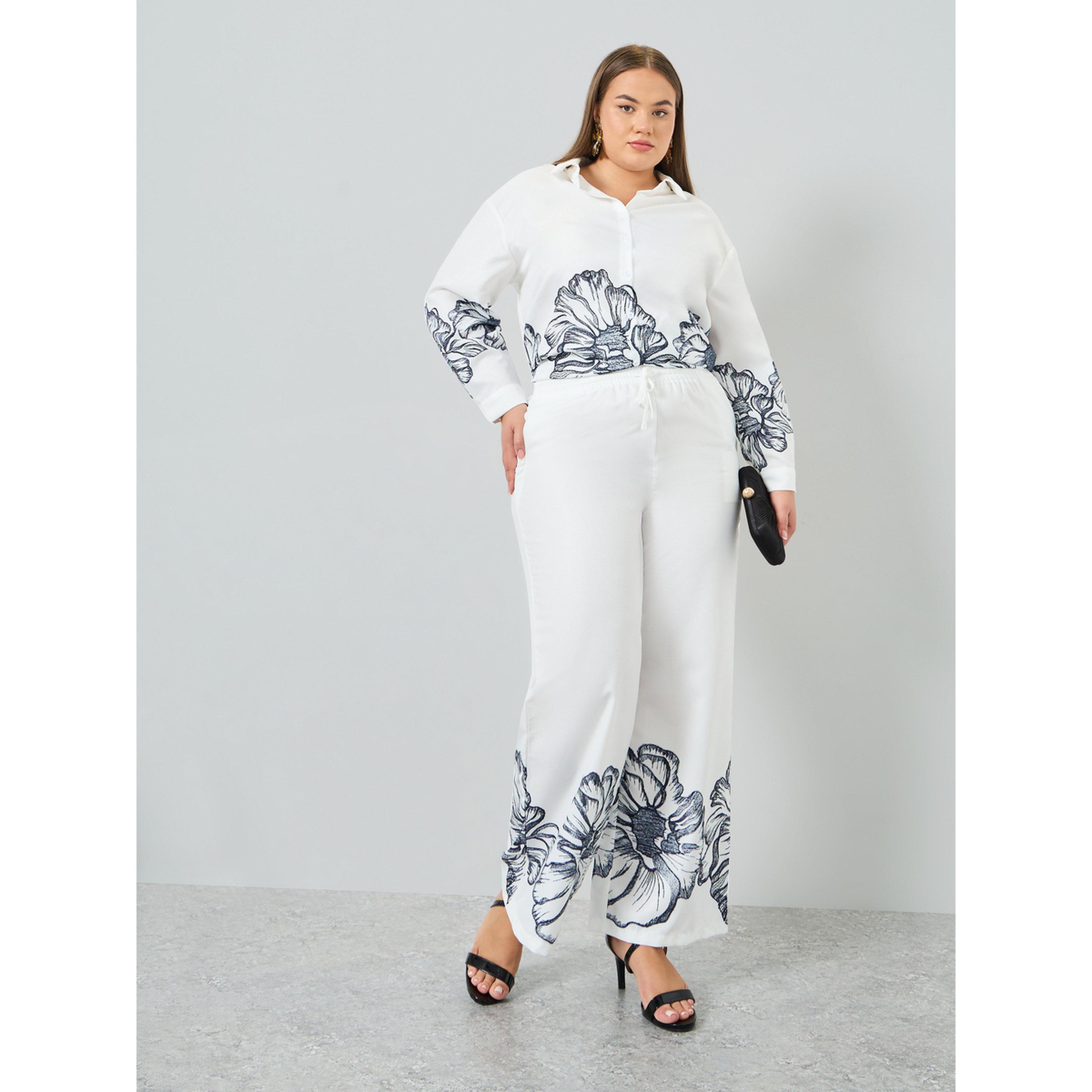 Styli Plus Size Off White Floral Wide Leg Trousers-women-clothing-bottoms-joggers-image-5