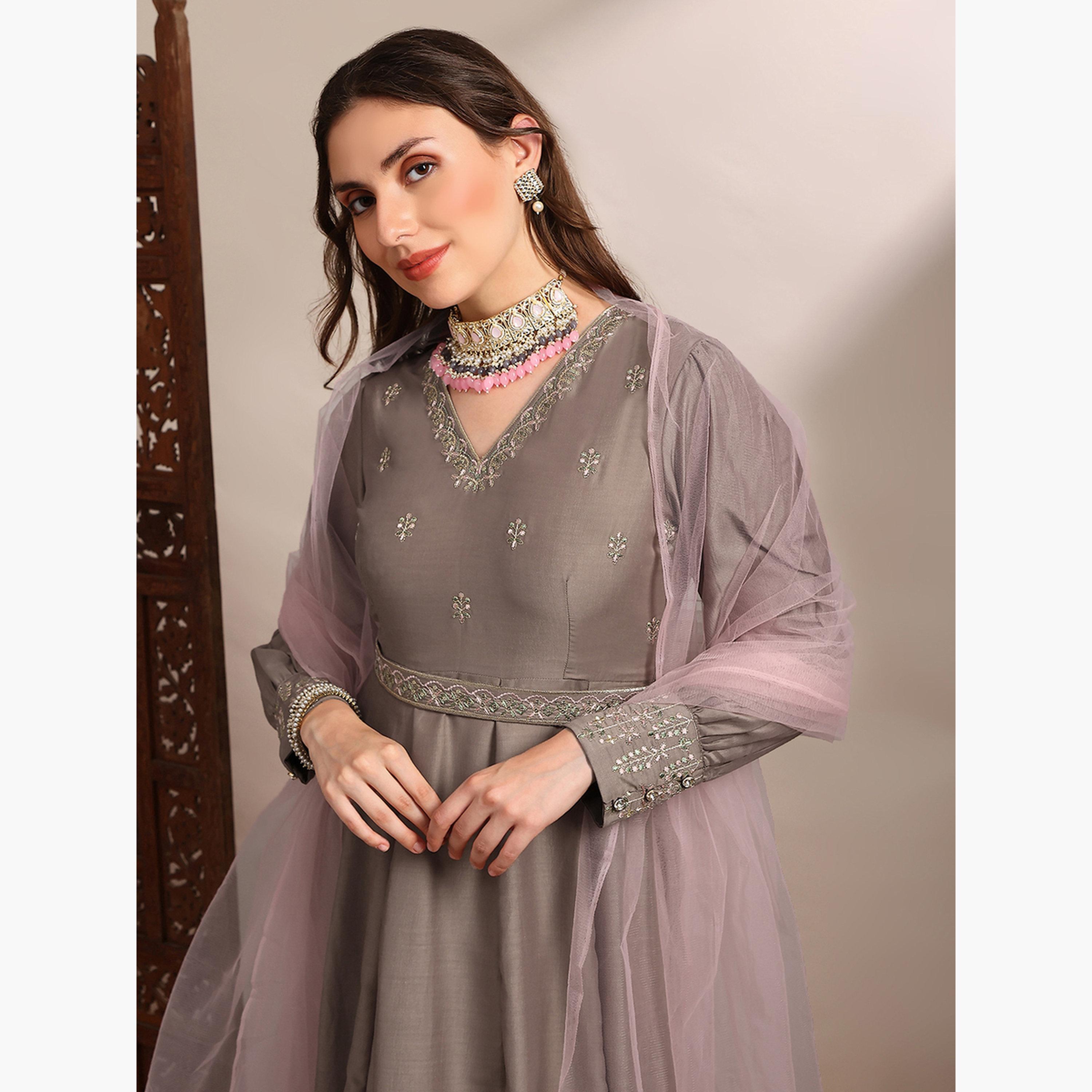 طقم فستان طويل مطرز مع حزام ودوباتا-women-clothing-ethnicwear-dresses-image-4