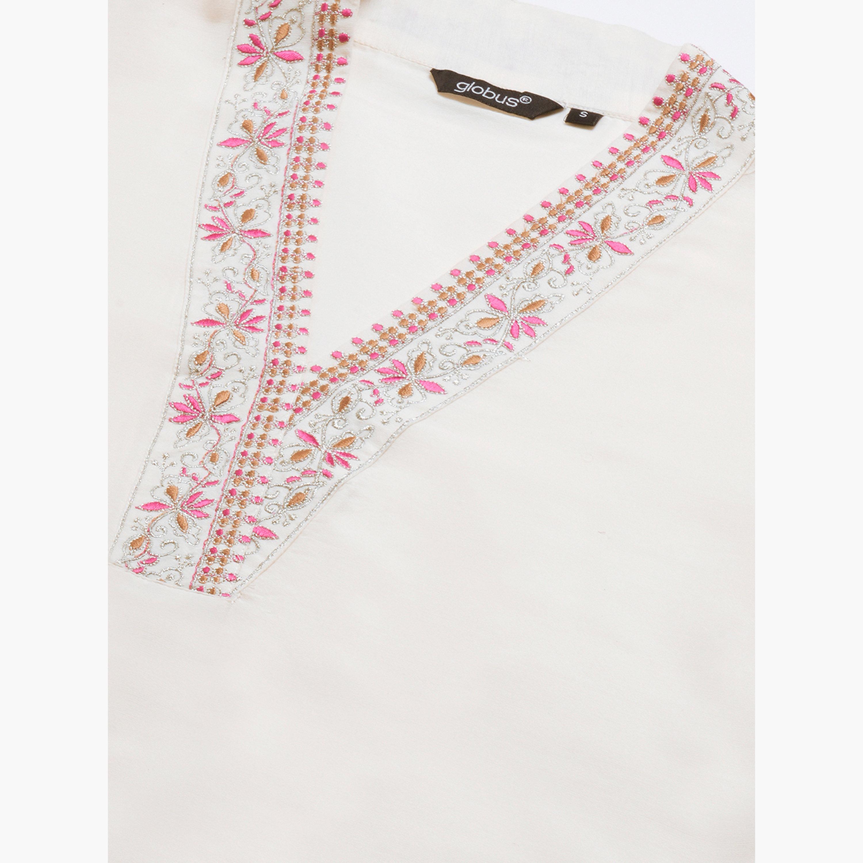 طقم كورتا مستقيمة مطرزة مع بنطال ودوباتا للنساء-women-clothing-ethnicwear-kurtasets-image-5