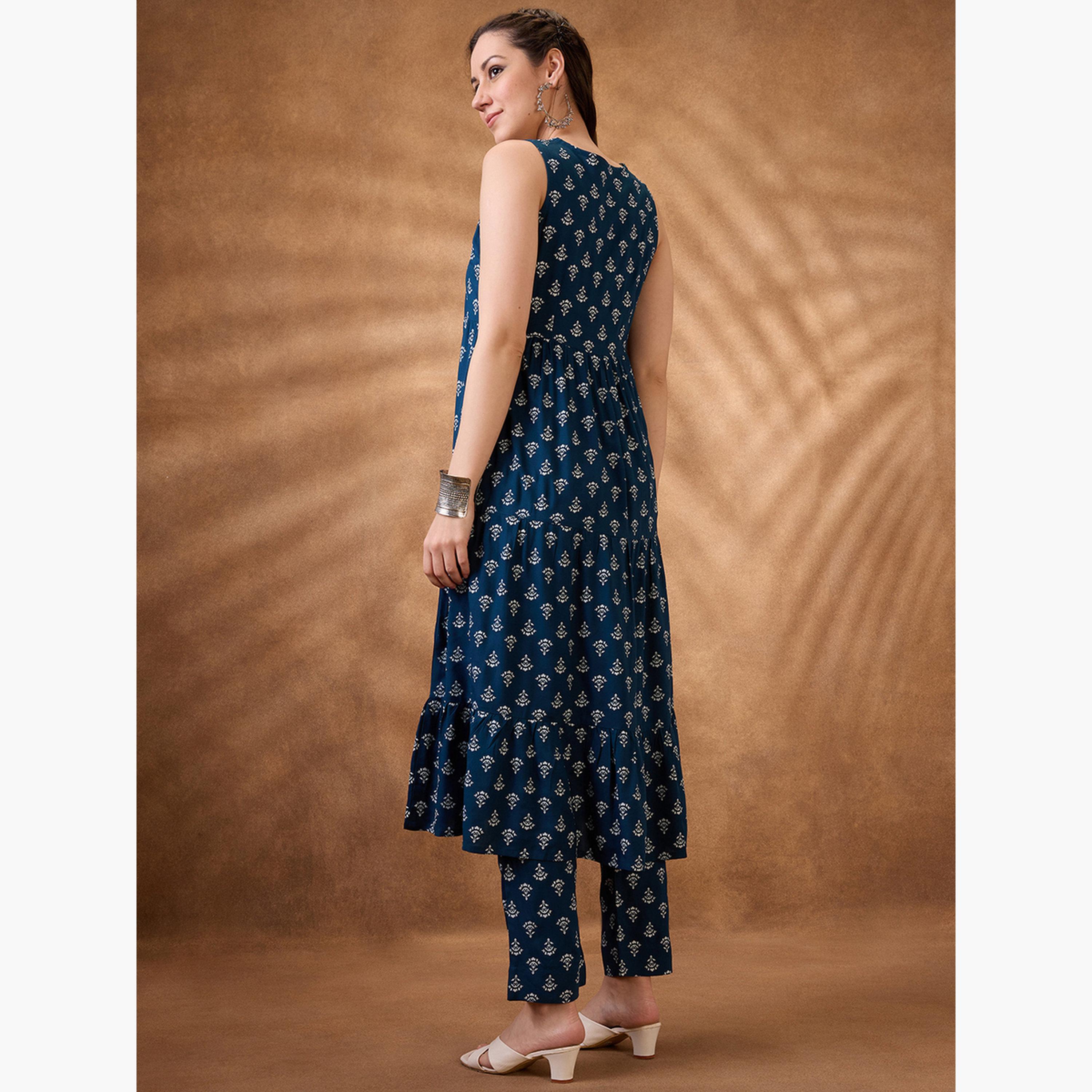 طقم كورتا مطرزة بطبعة أزهار مع بنطال للنساء-women-clothing-ethnicwear-kurtasets-image-3