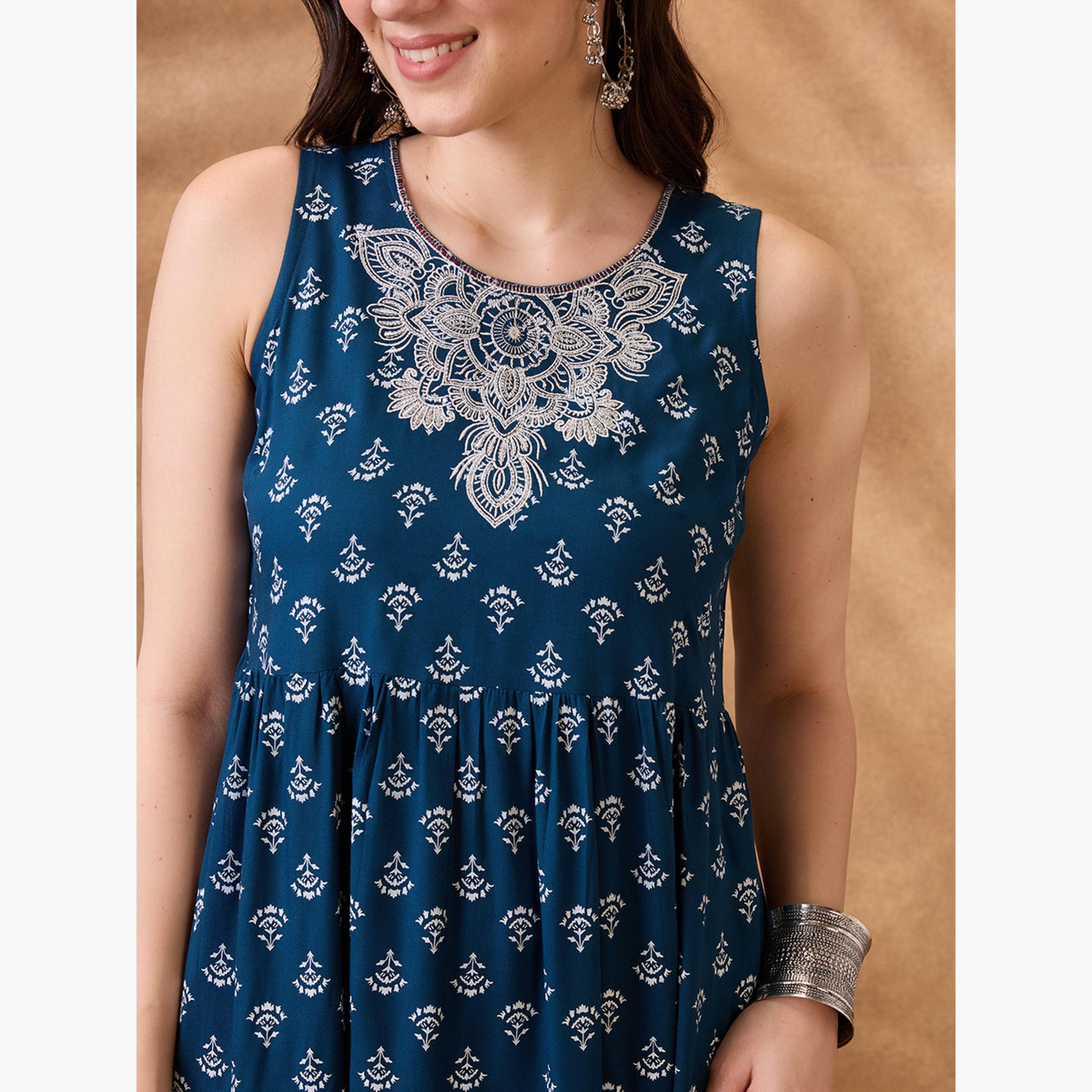 طقم كورتا مطرزة بطبعة أزهار مع بنطال للنساء-women-clothing-ethnicwear-kurtasets-image-6