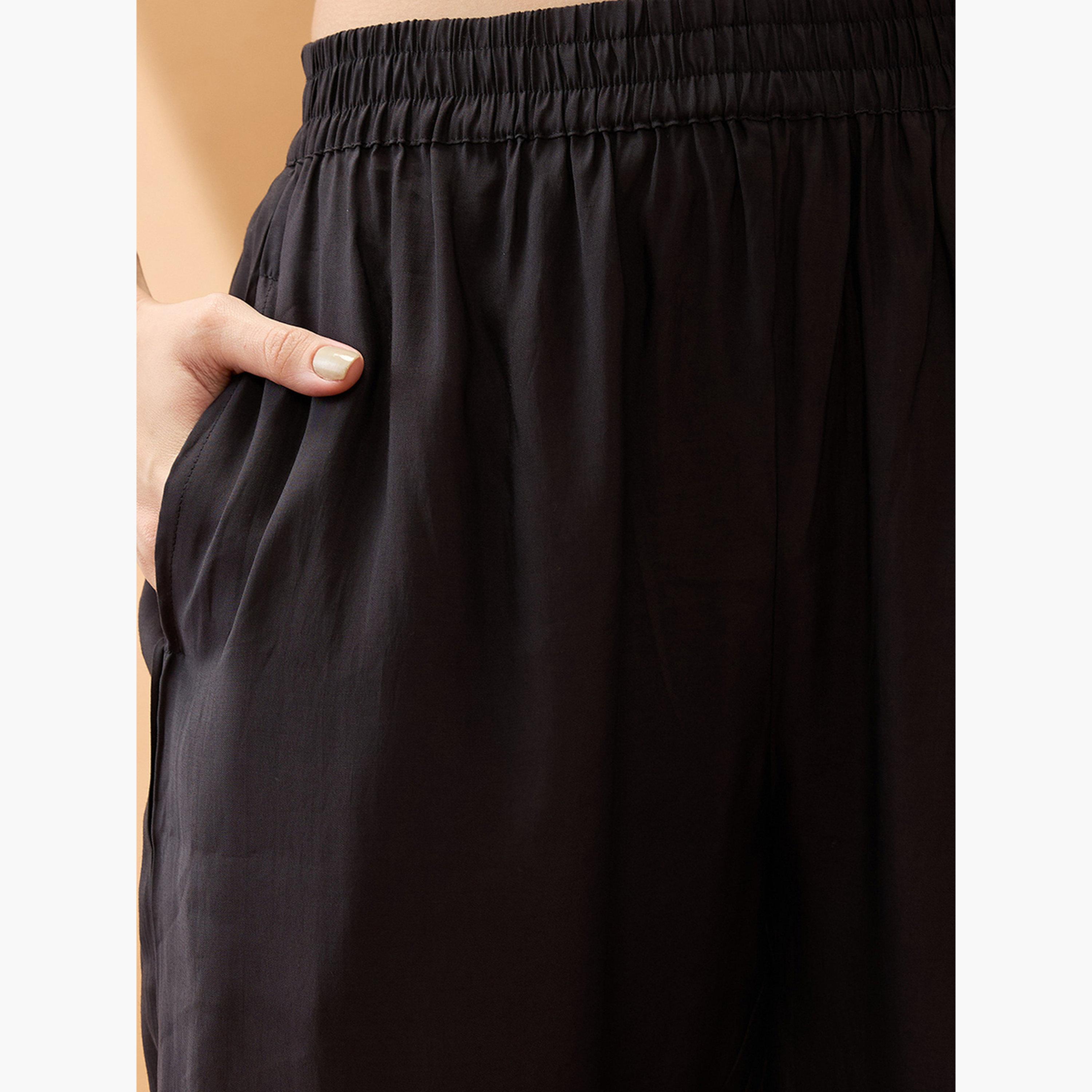 طقم كورتا وبنطال بطبعة أزهار وتفاصيل دانتيل-women-clothing-ethnicwear-kurtasets-image-5